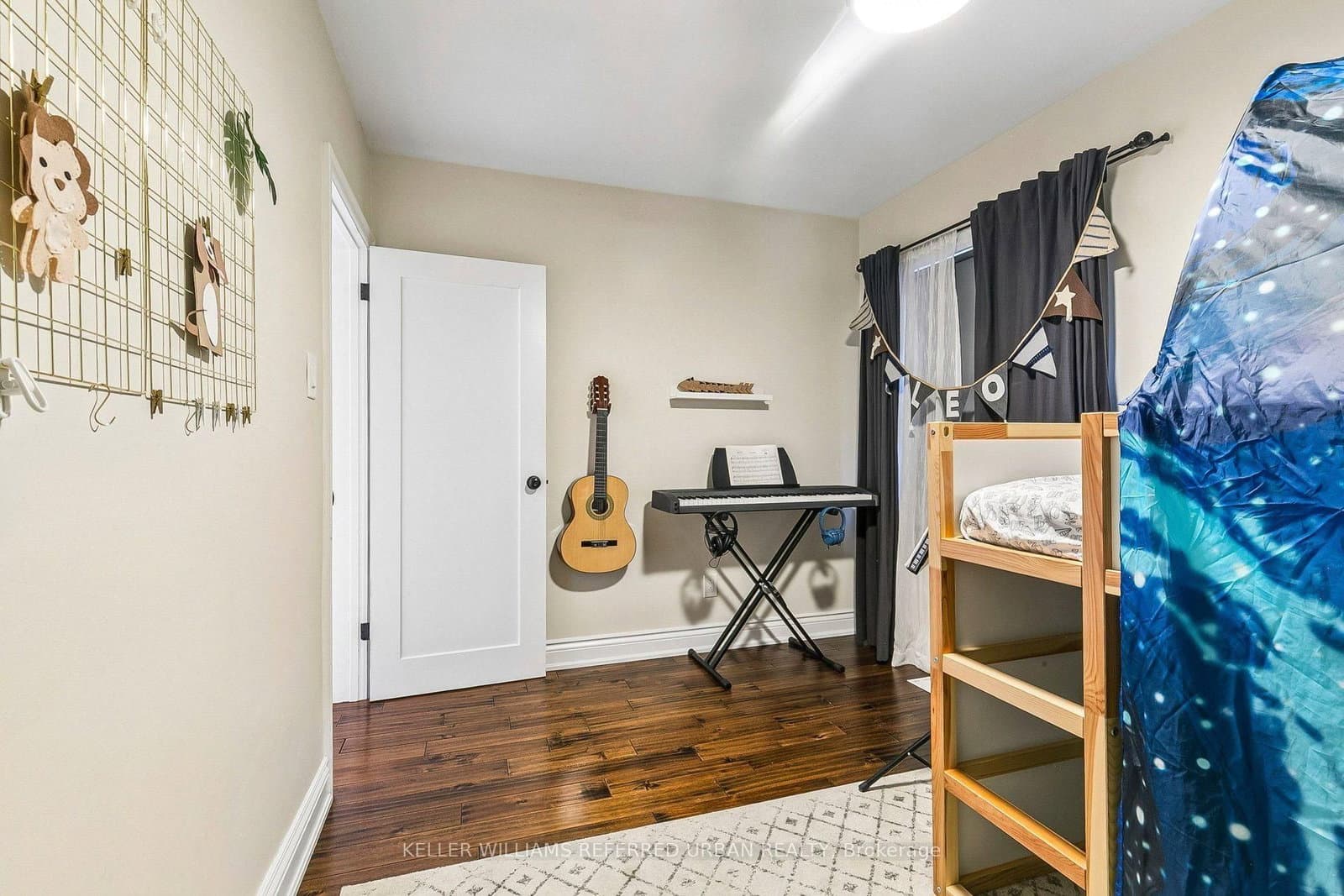 36 Vernadale Crescent thumbnail 29