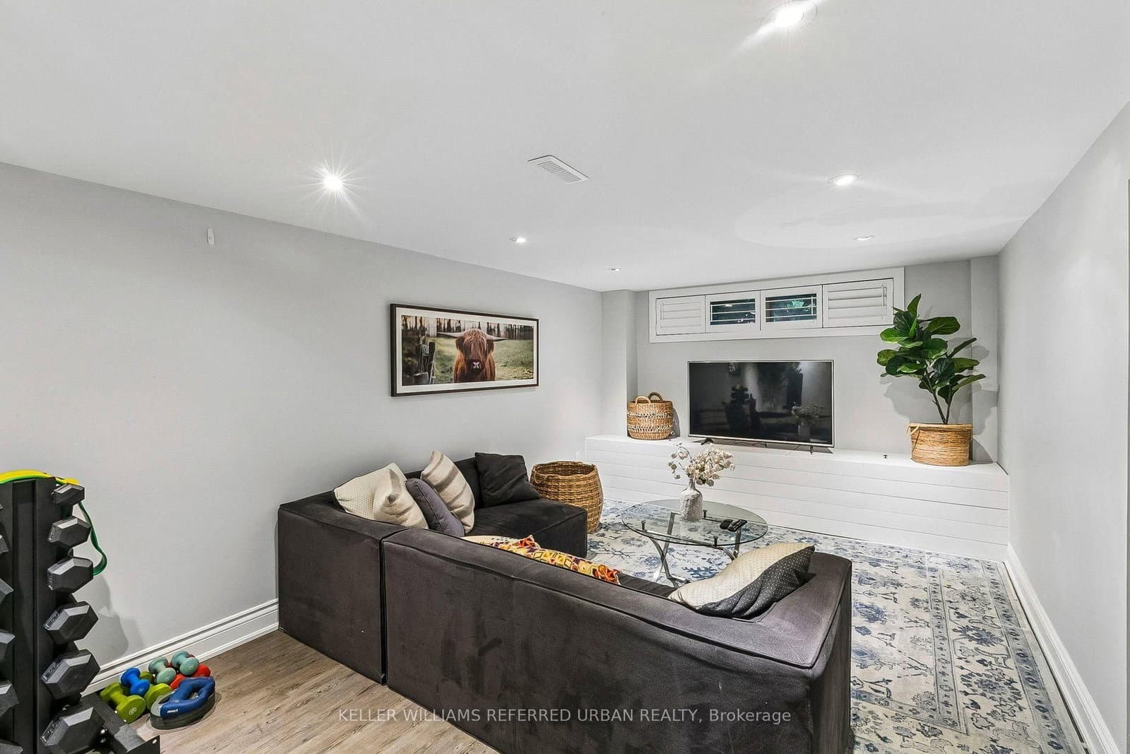 36 Vernadale Crescent thumbnail 31