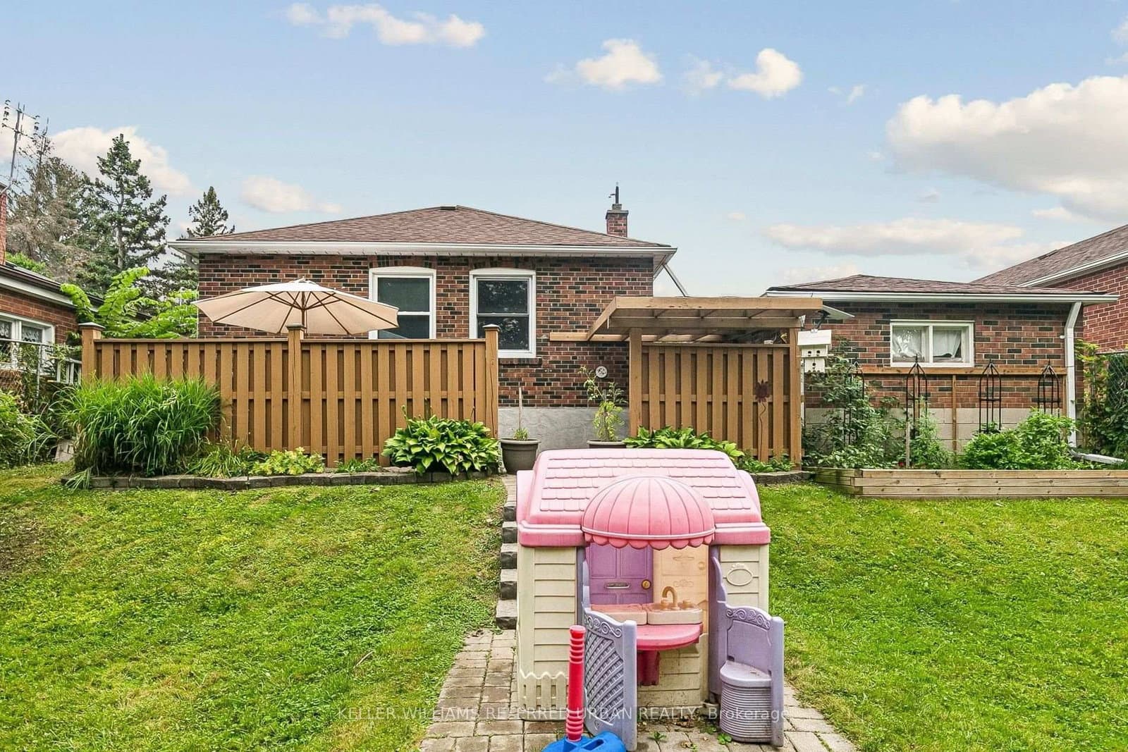 36 Vernadale Crescent thumbnail 49