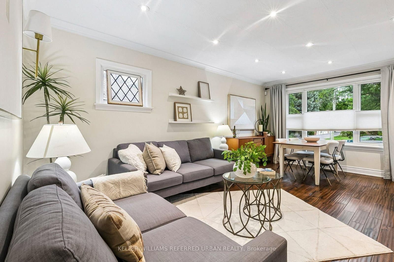 36 Vernadale Crescent thumbnail 8