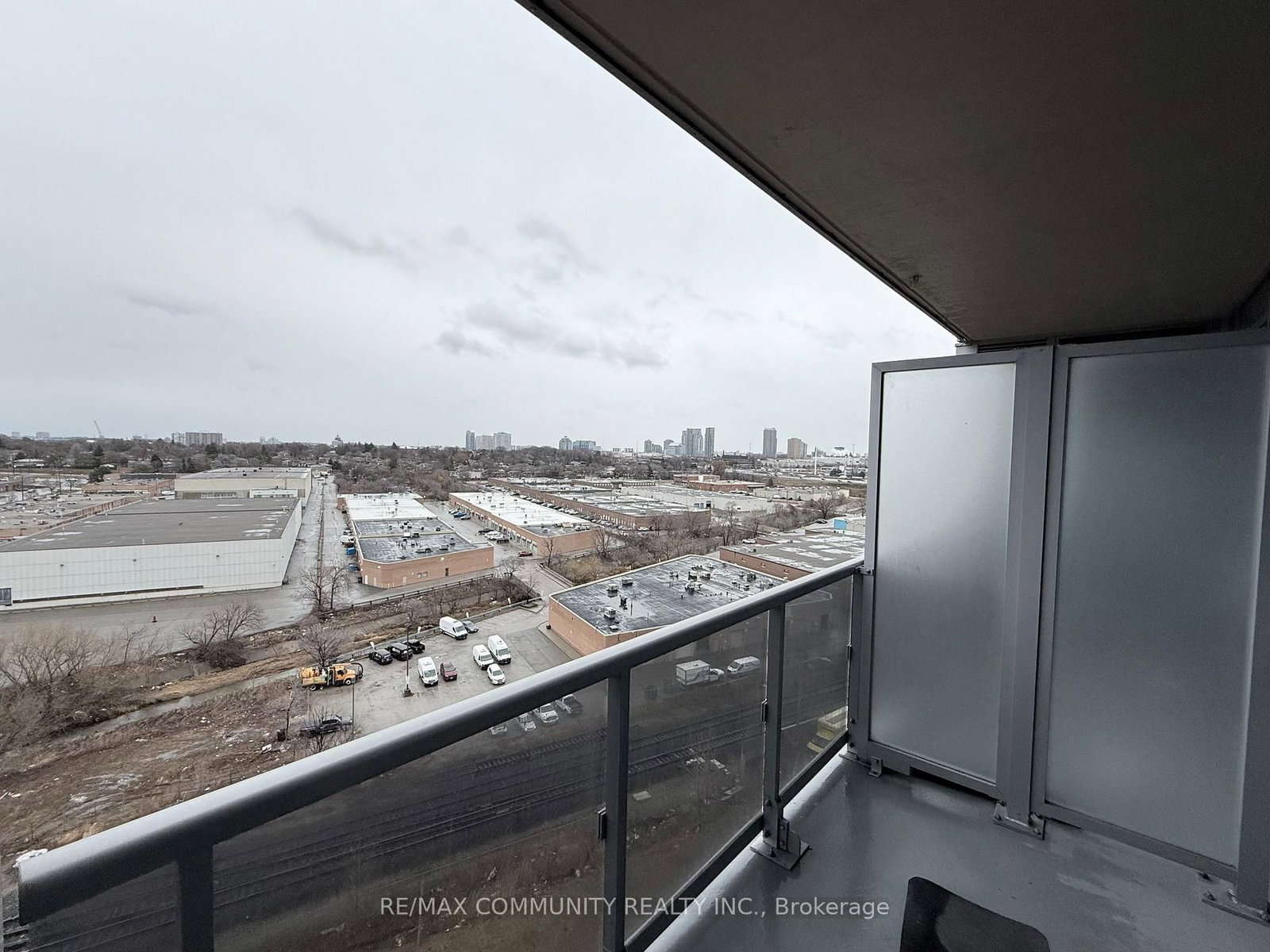 225 Village Green Square, Unit 1001 thumbnail 7