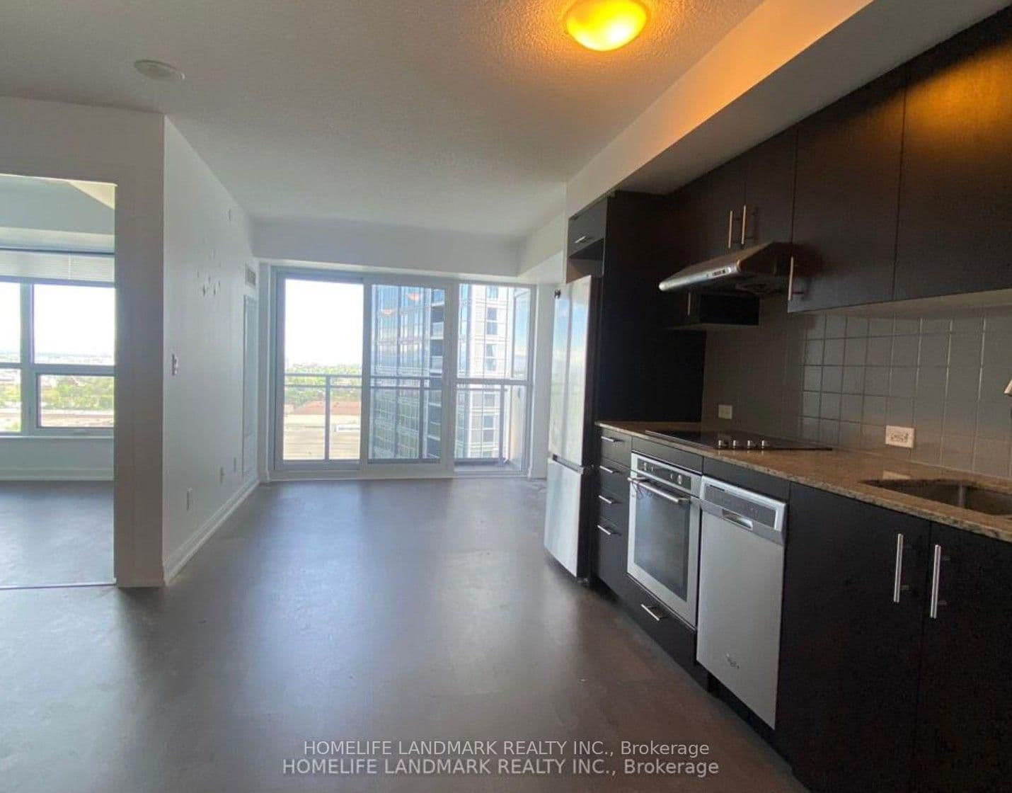 255 Village Green Square, Unit 1609 thumbnail 4