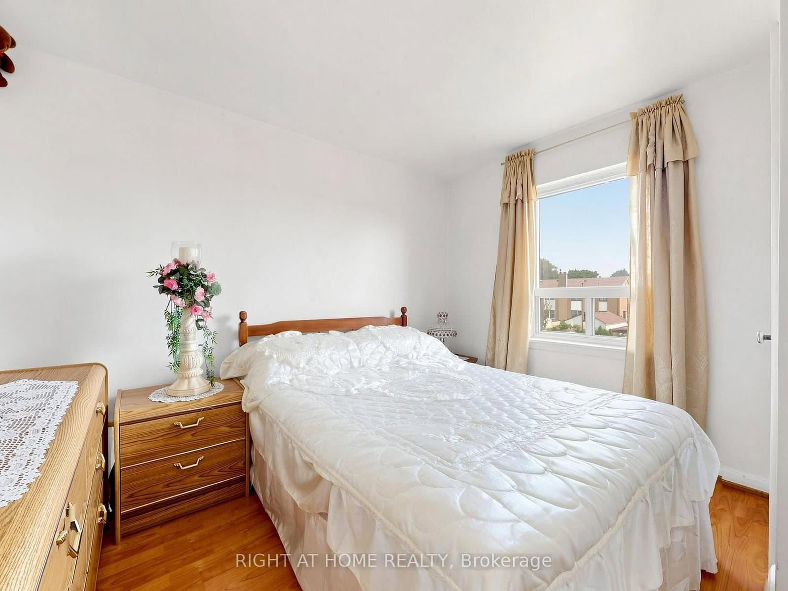 771 Birchmount Road thumbnail 14