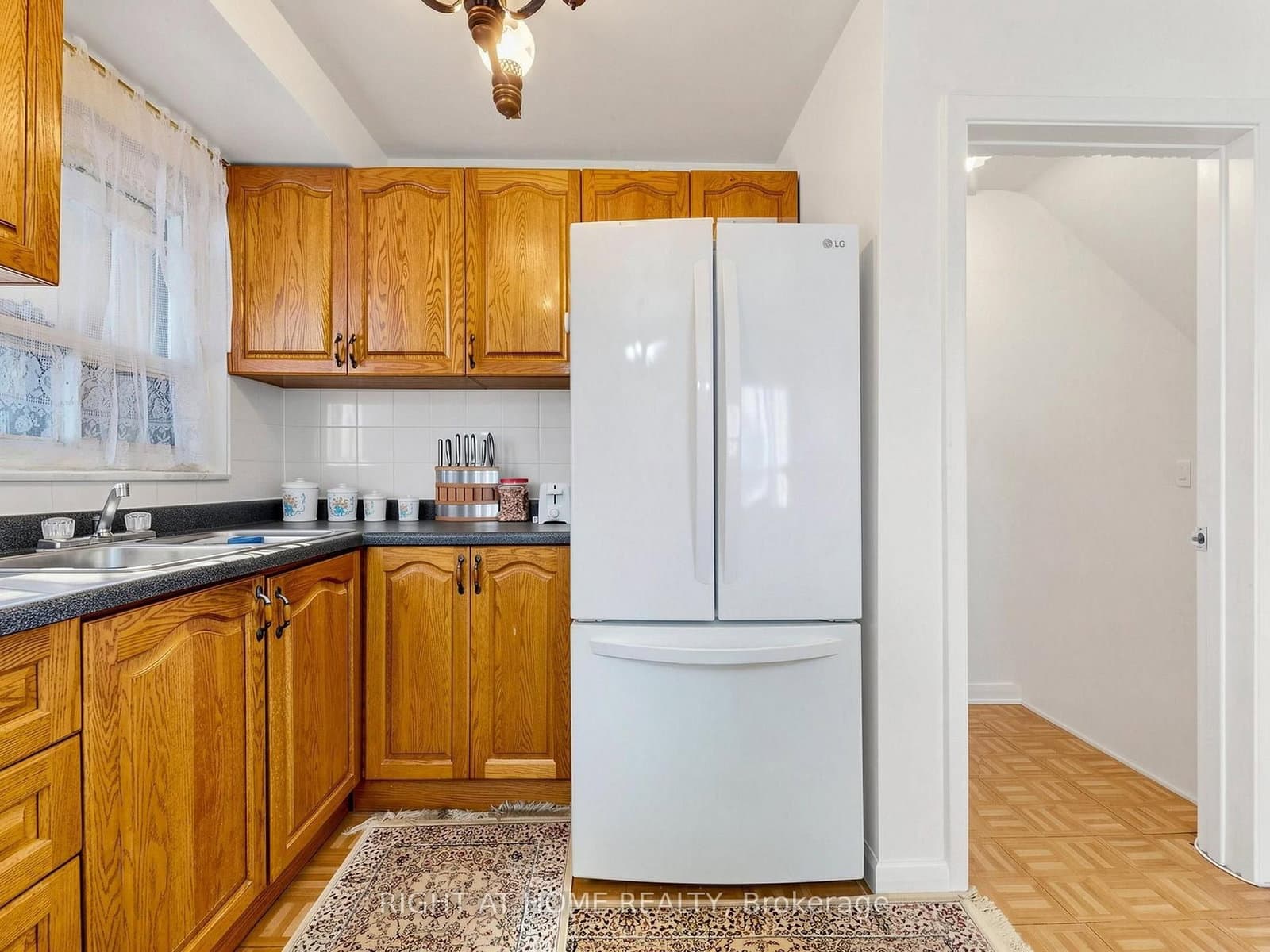 771 Birchmount Road thumbnail 4