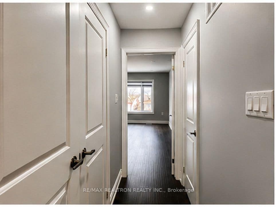 11 North Bonnington Avenue, Unit (Main Fl & 2nd Fl) thumbnail 4
