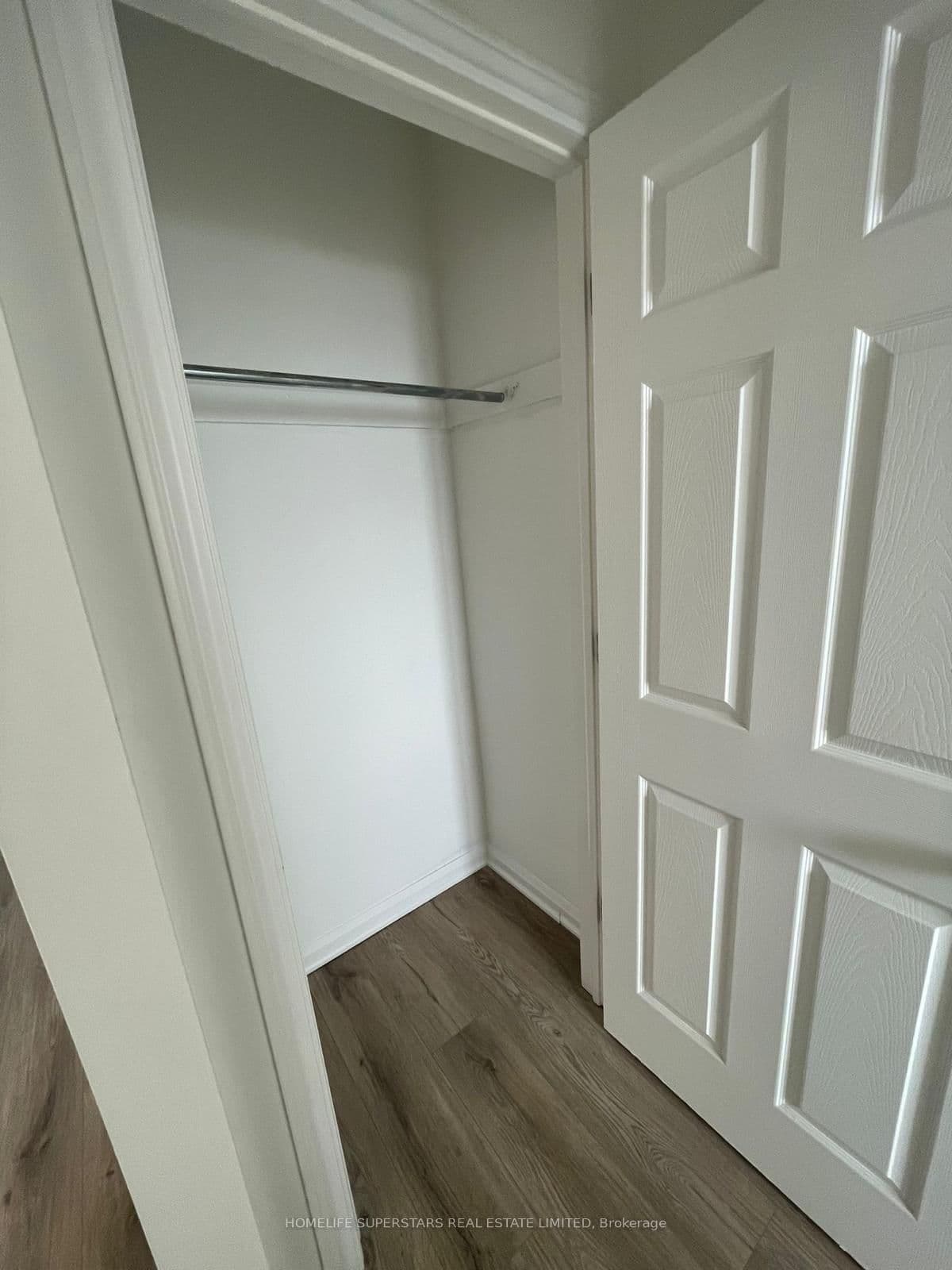 679 Danforth Avenue thumbnail 15