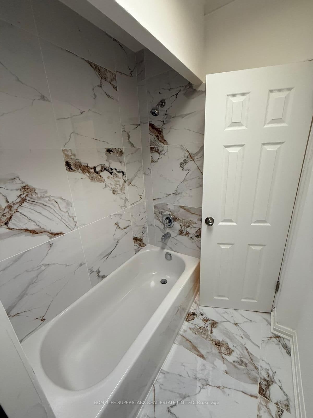 679 Danforth Avenue thumbnail 16