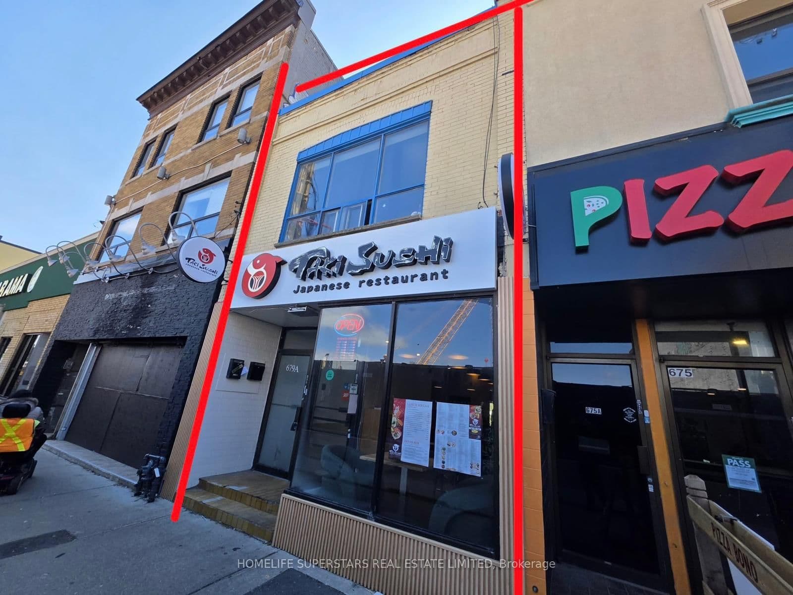 679 Danforth Avenue thumbnail 2