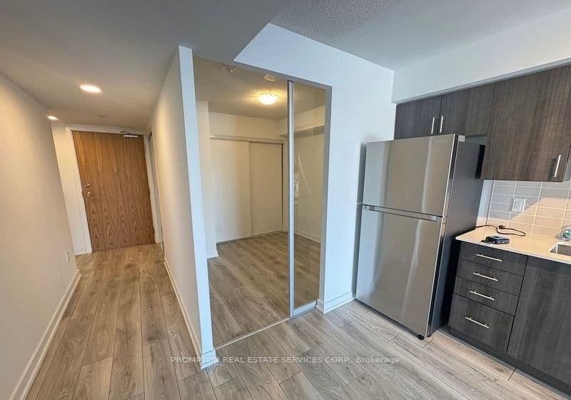 1455 Celebration Drive, Unit 512 thumbnail 4