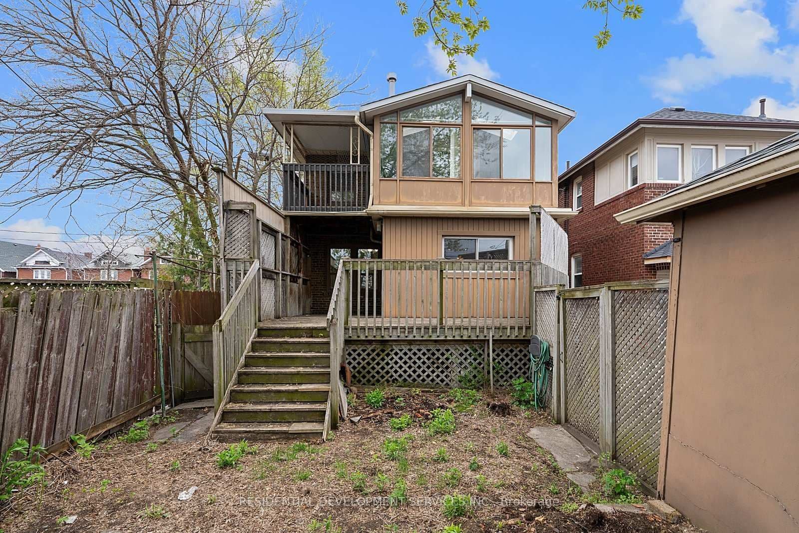 363 Strathmore Boulevard thumbnail 44