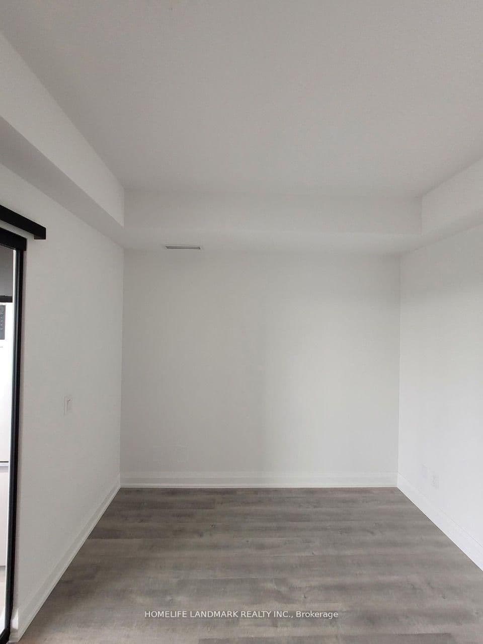 2369 Danforth Avenue, Unit 508 thumbnail 5