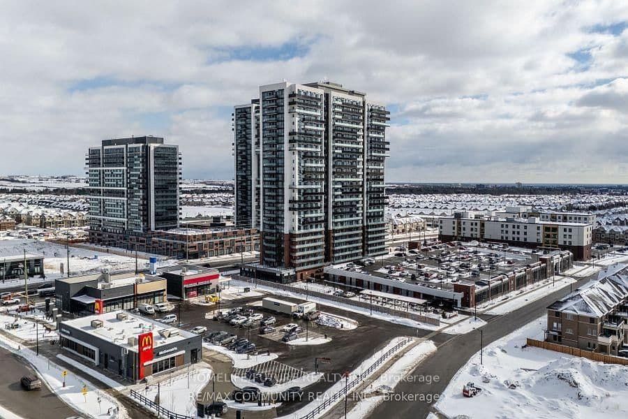 2545 Simcoe Street N, Unit 308