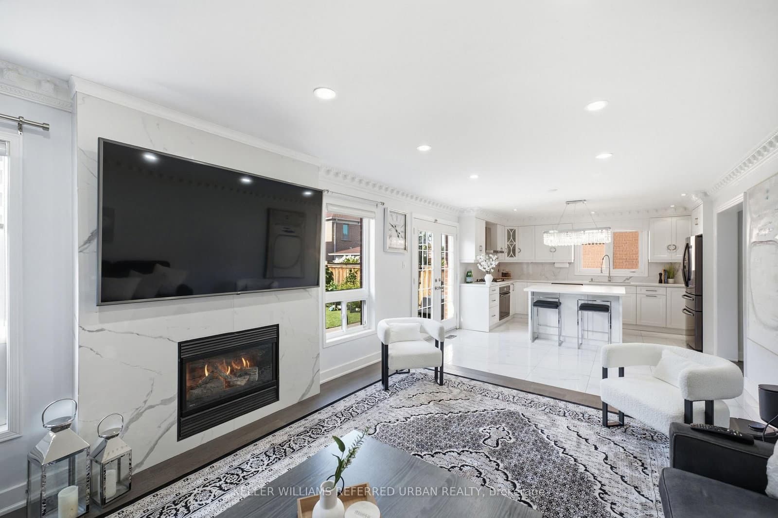 24 Bradbury Crescent thumbnail 13