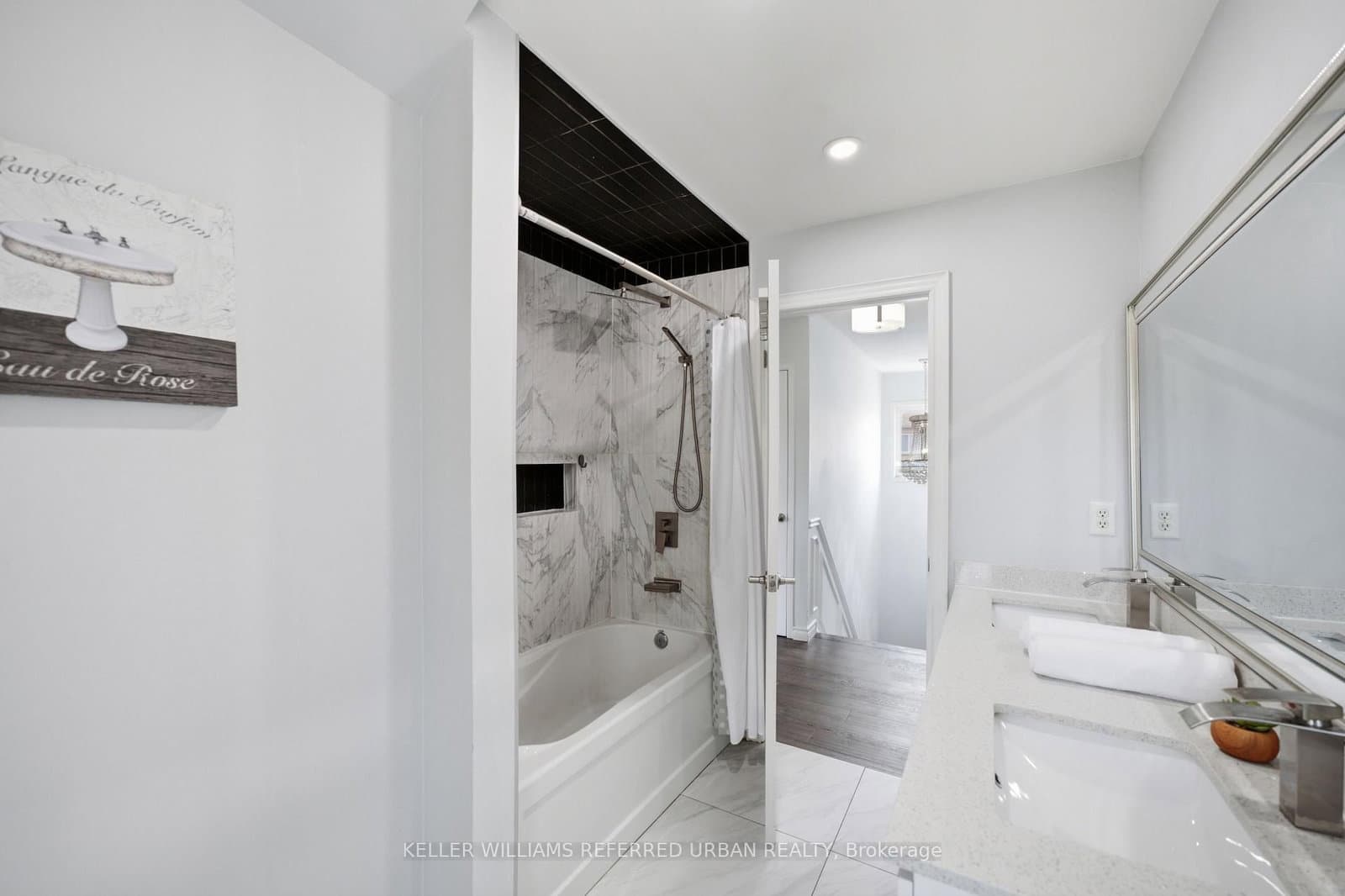 24 Bradbury Crescent thumbnail 35