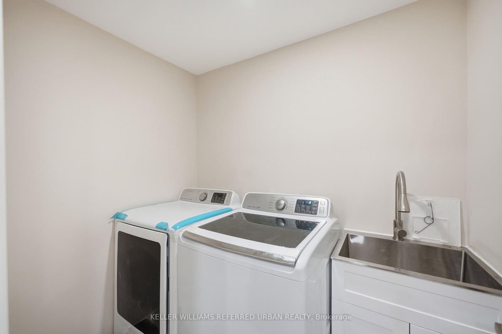 24 Bradbury Crescent thumbnail 43