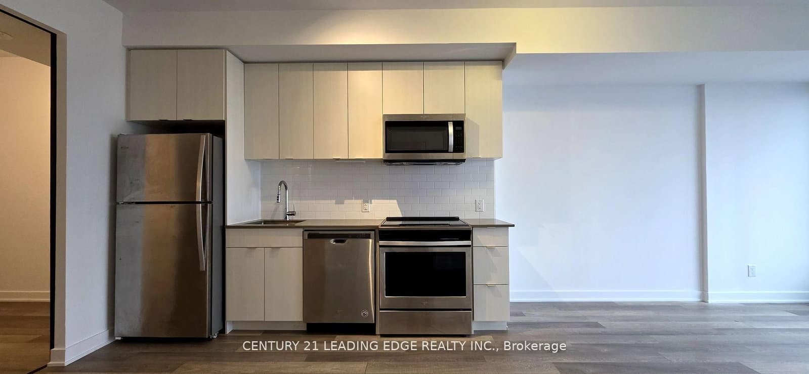 2799 Kingston Road, Unit 610 thumbnail 3