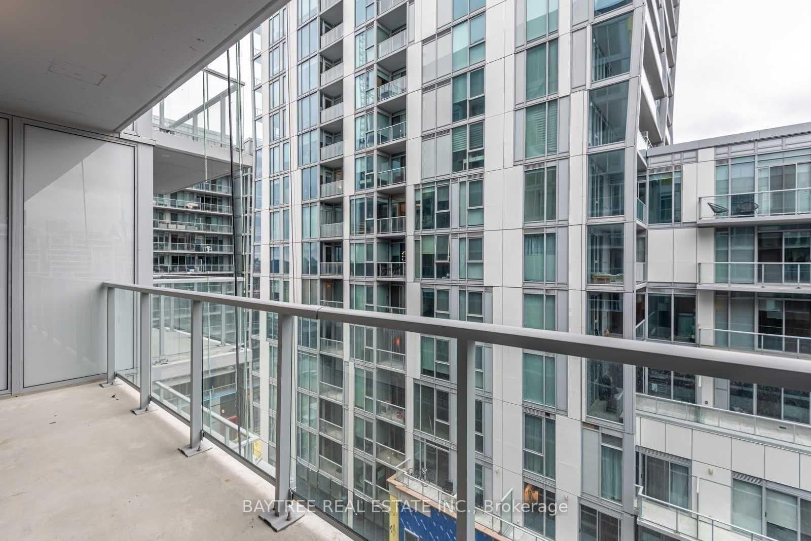 30 Baseball Place, Unit 914 thumbnail 15