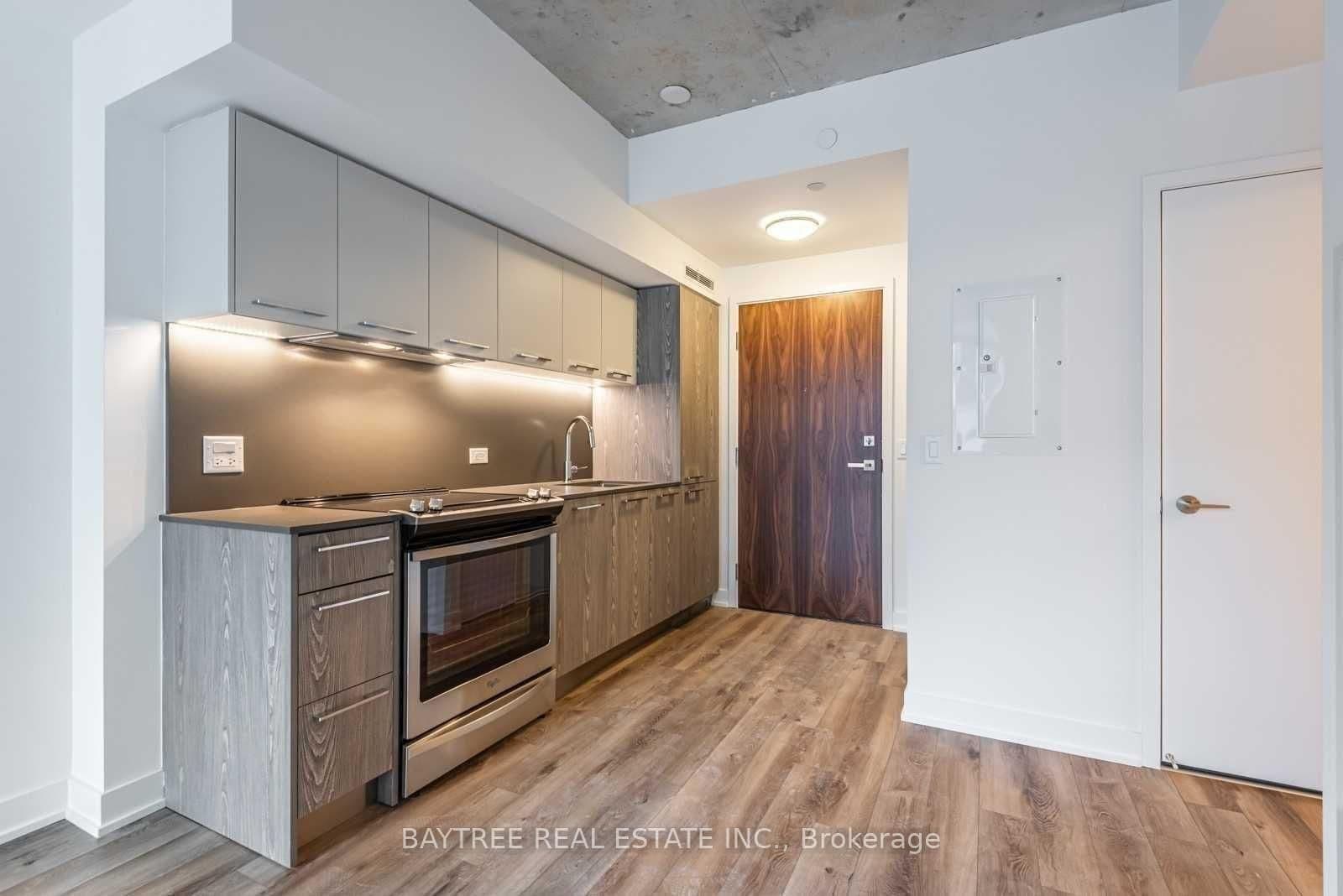 30 Baseball Place, Unit 914 thumbnail 3