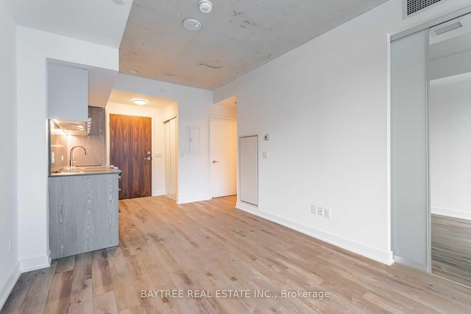 30 Baseball Place, Unit 914 thumbnail 7