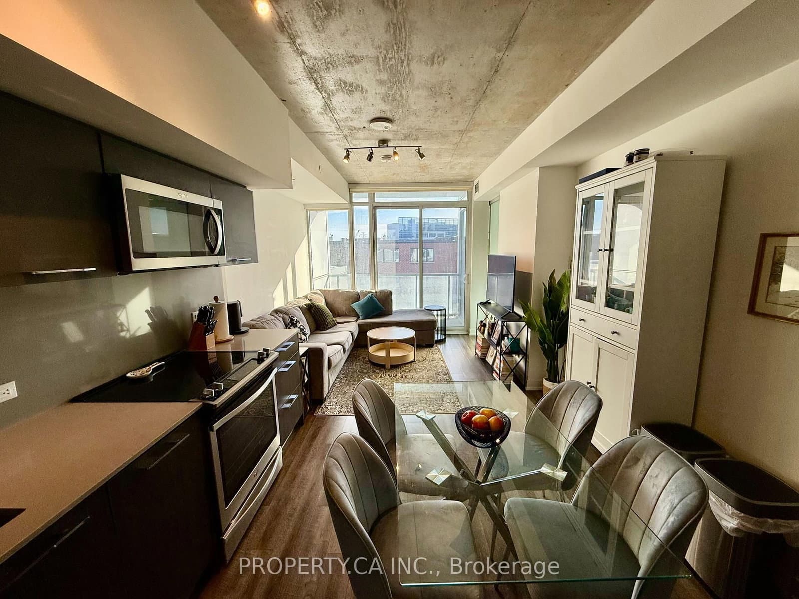 25 Baseball Place, Unit 206 thumbnail 2
