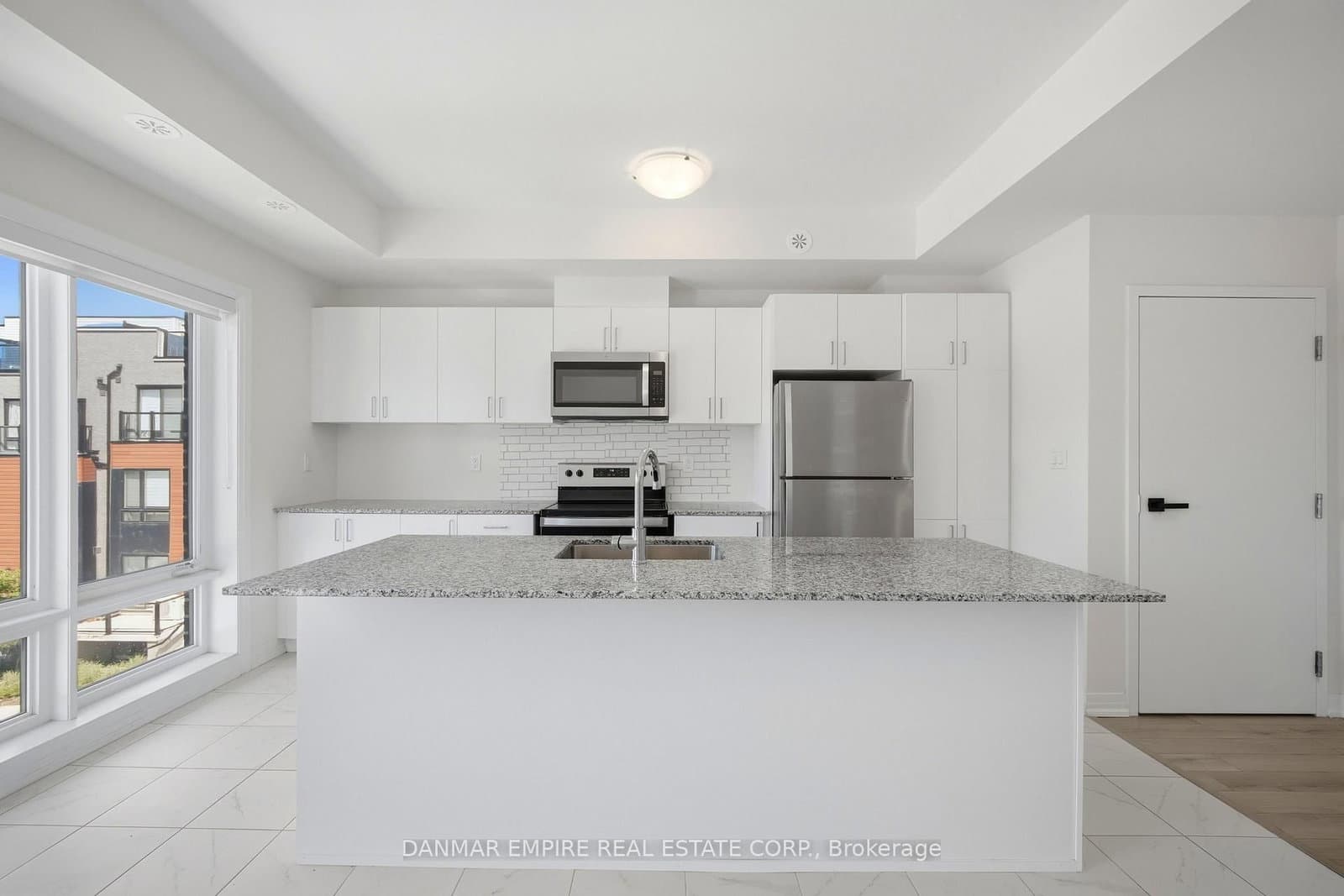 10 Liben Way, Unit 4 thumbnail 7