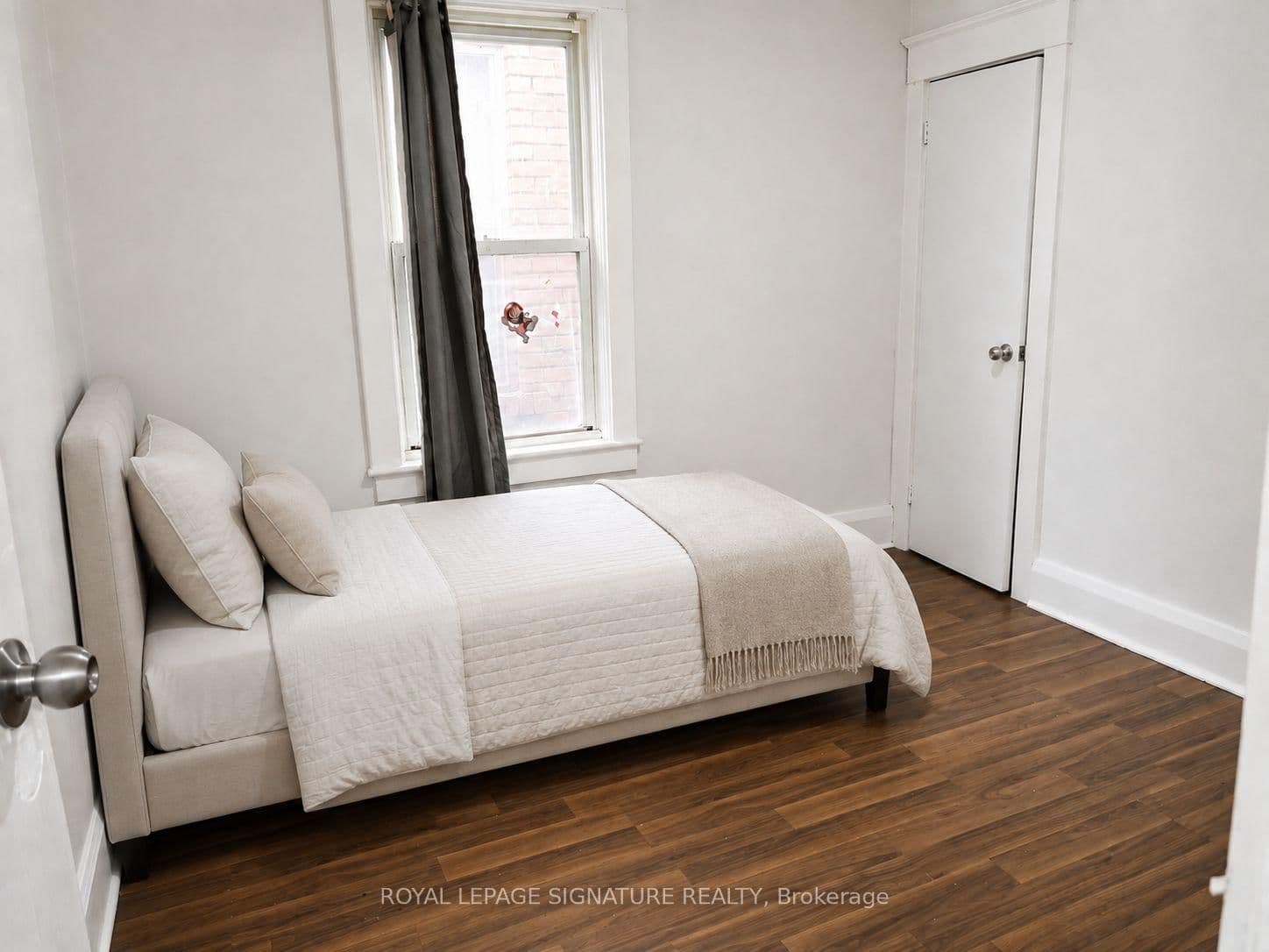 916 Woodbine Avenue thumbnail 9