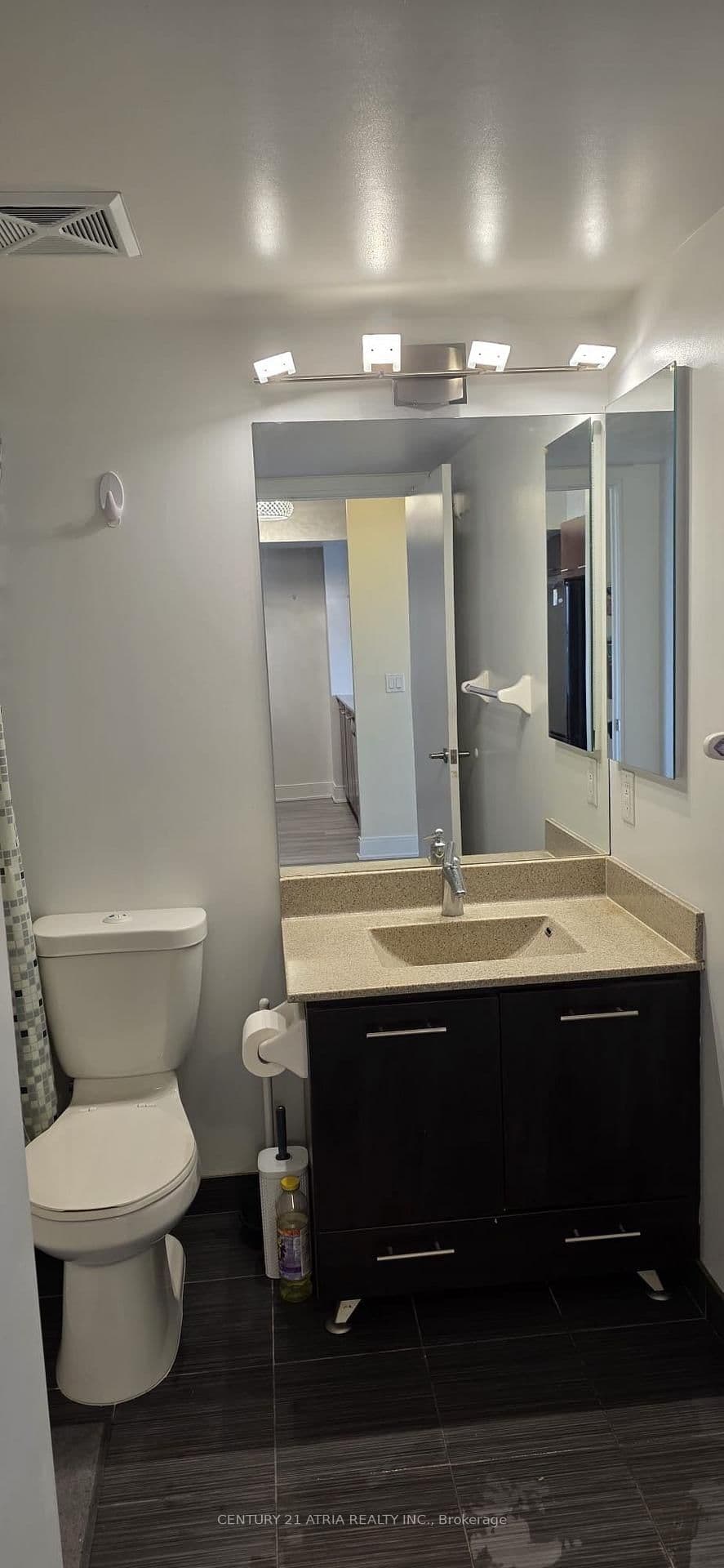 125 Village Green Square, Unit 2807 thumbnail 9