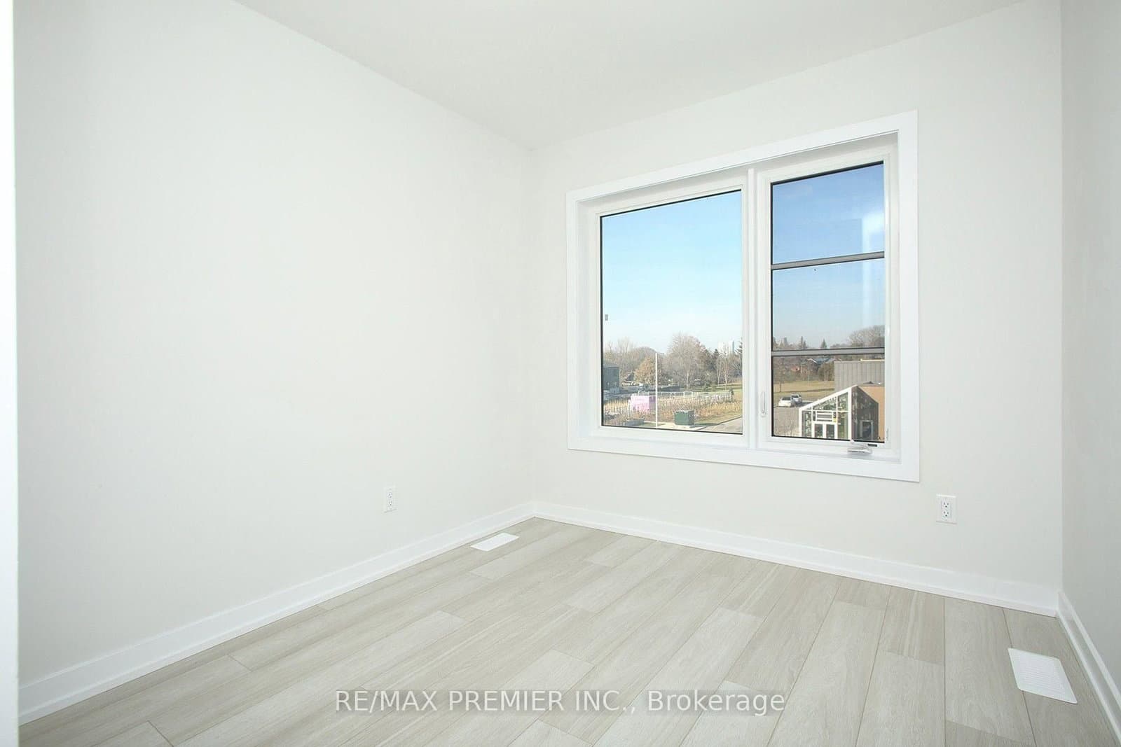 128 Brockley Drive thumbnail 7