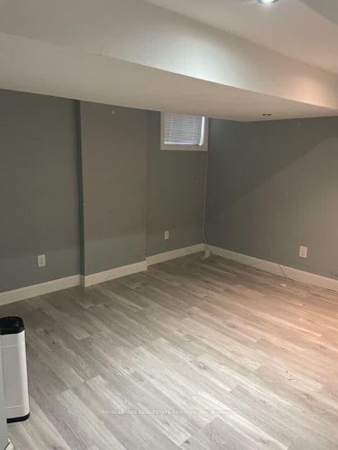 18 Argate Place, Unit Basement thumbnail 5