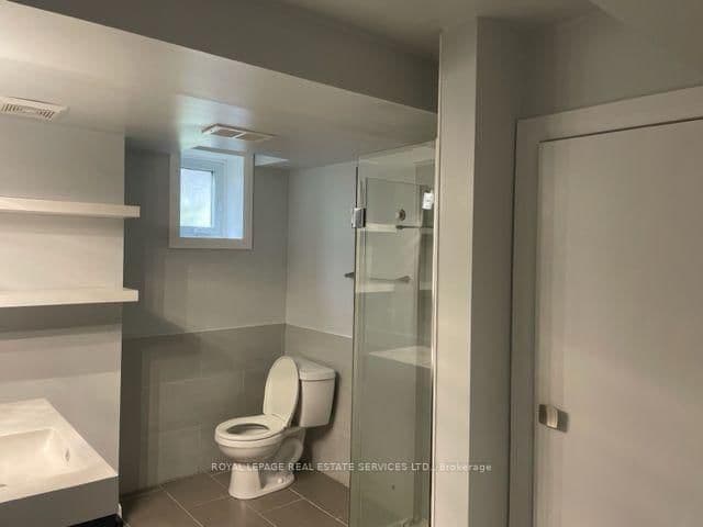 18 Argate Place, Unit Basement thumbnail 6