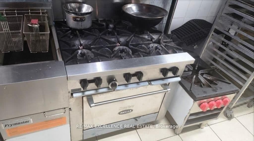 1375 Danforth Road, Unit 5 thumbnail 3