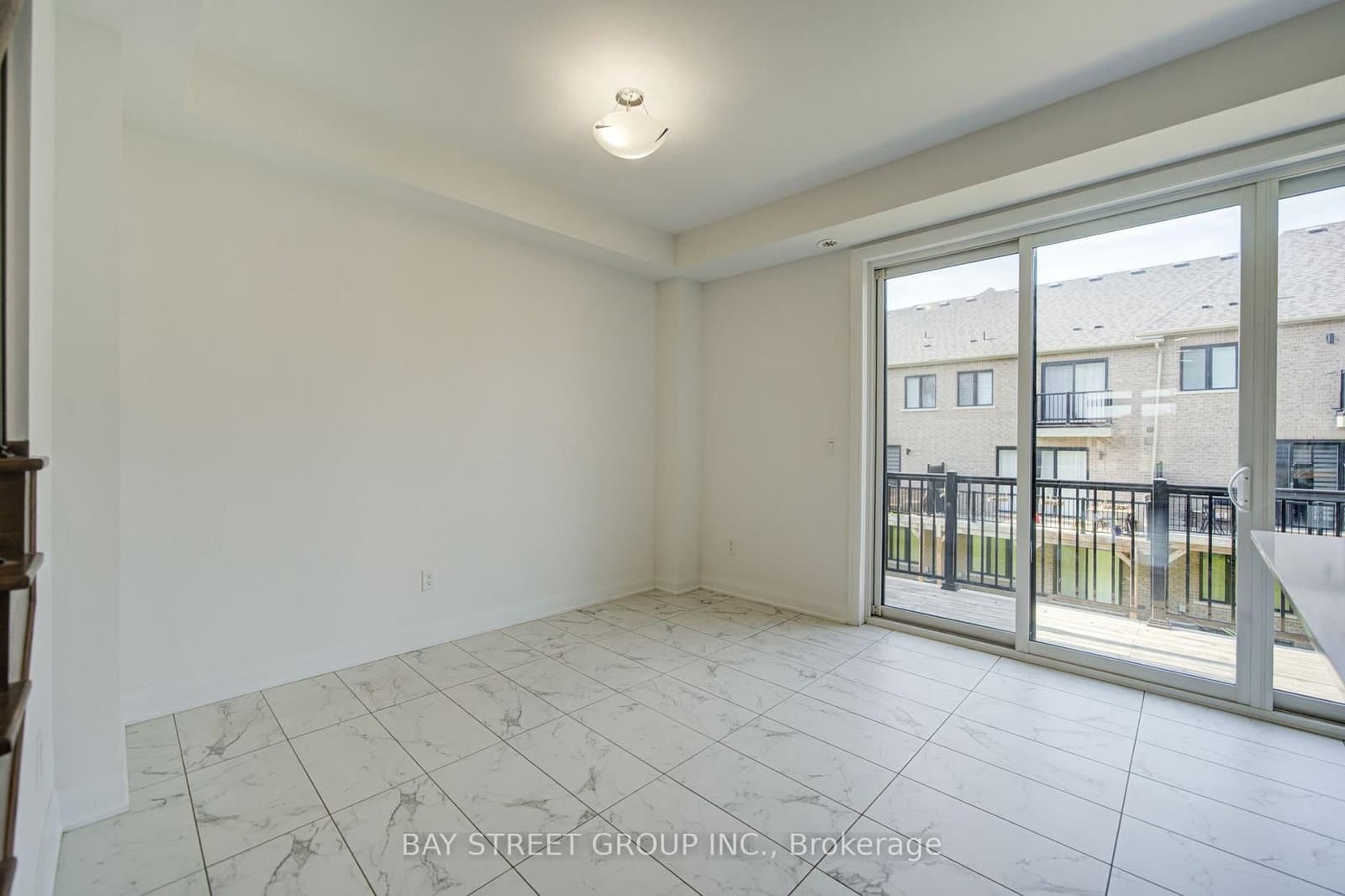 36 Elkington Crescent thumbnail 16