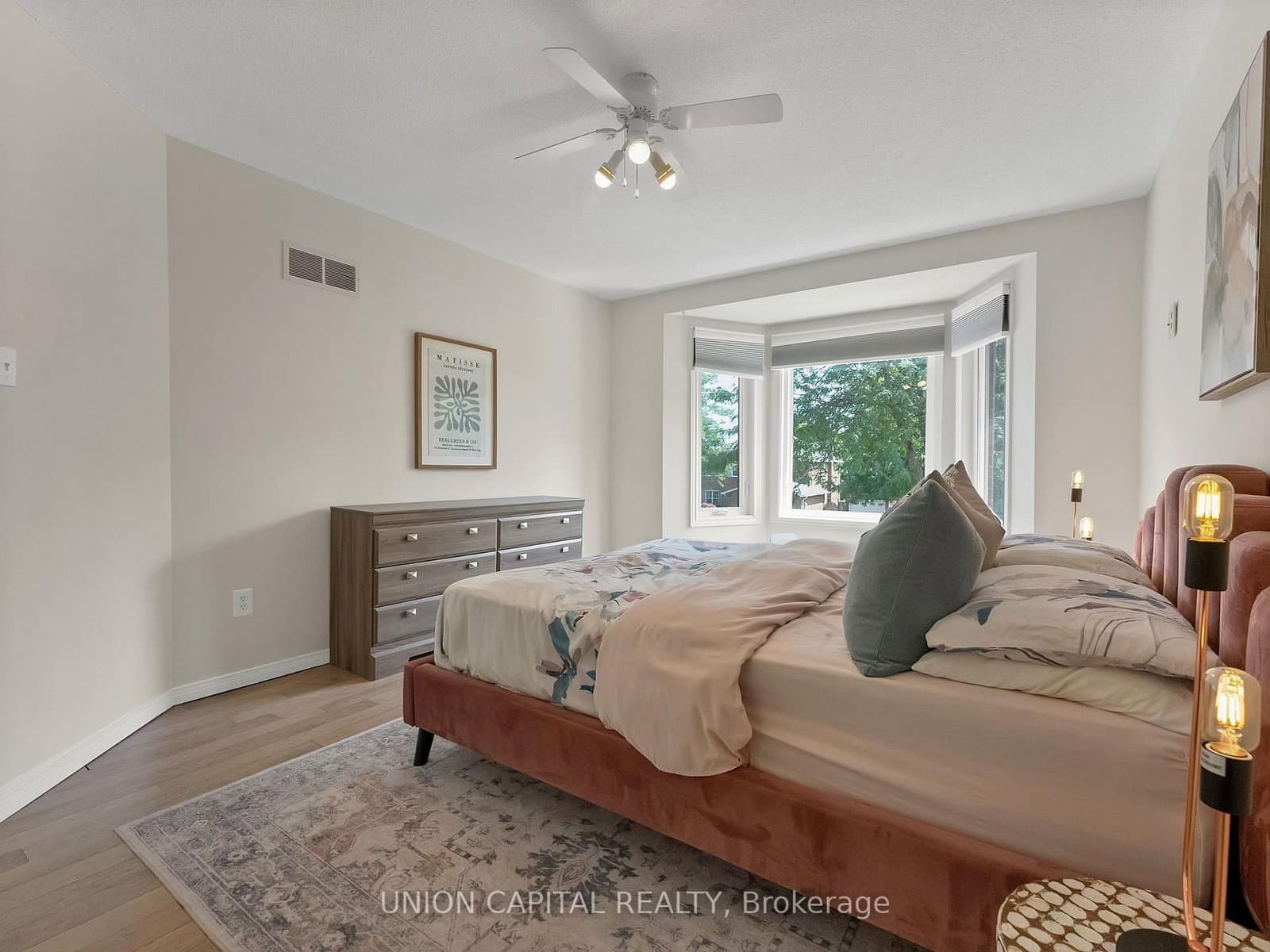 772 Pebble Court thumbnail 22