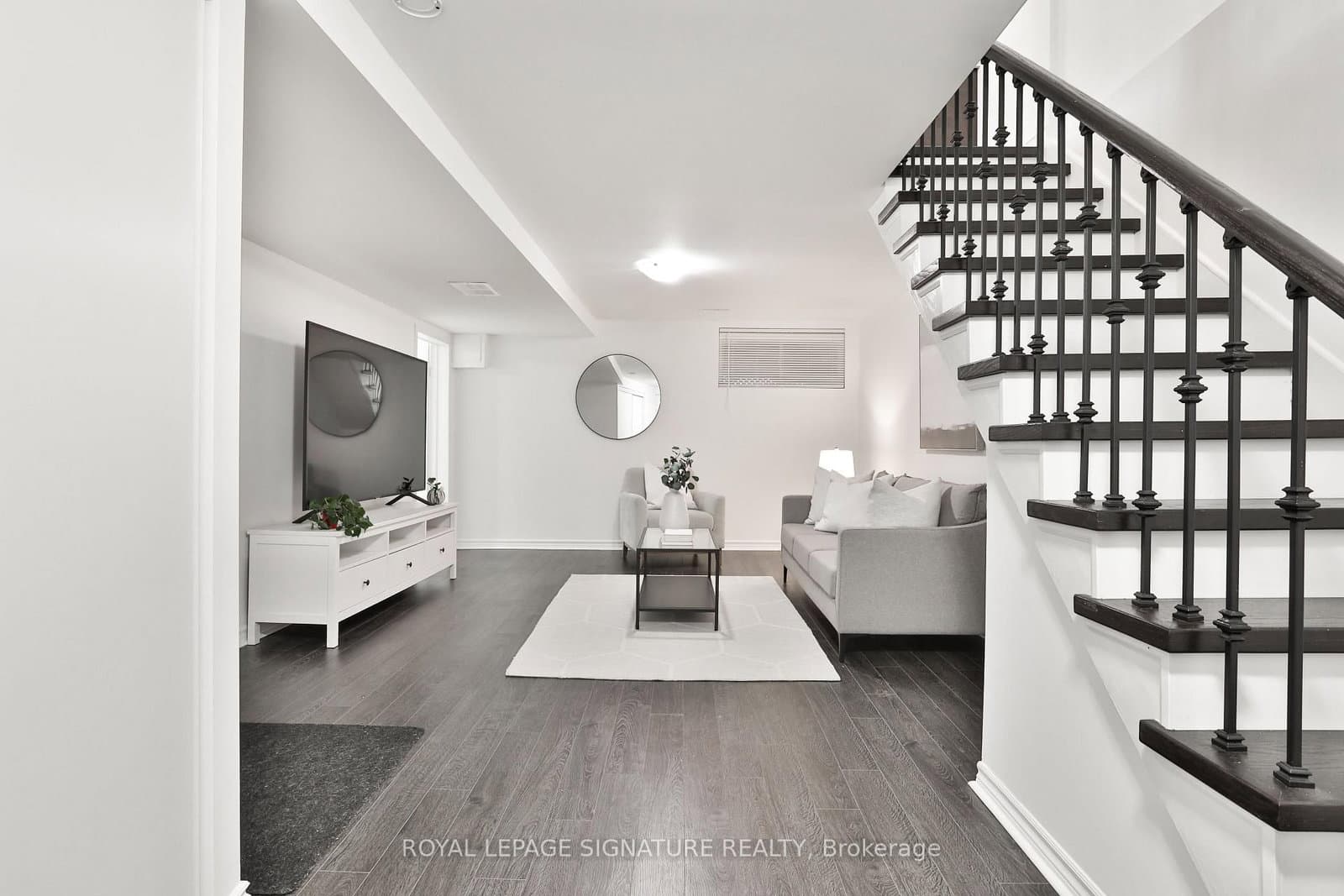 280 Gowan Avenue thumbnail 28