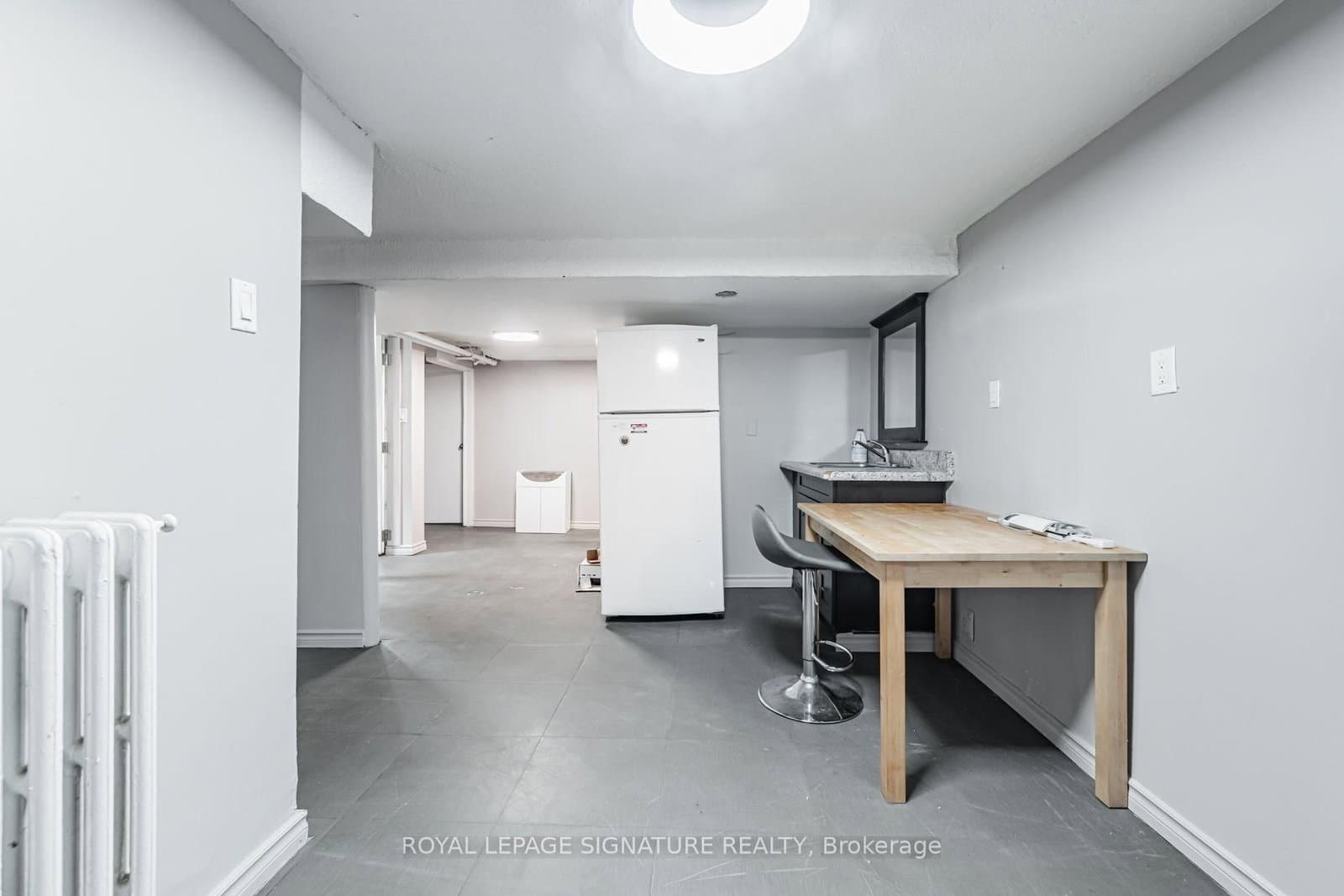 2935 St Clair Avenue E thumbnail 24
