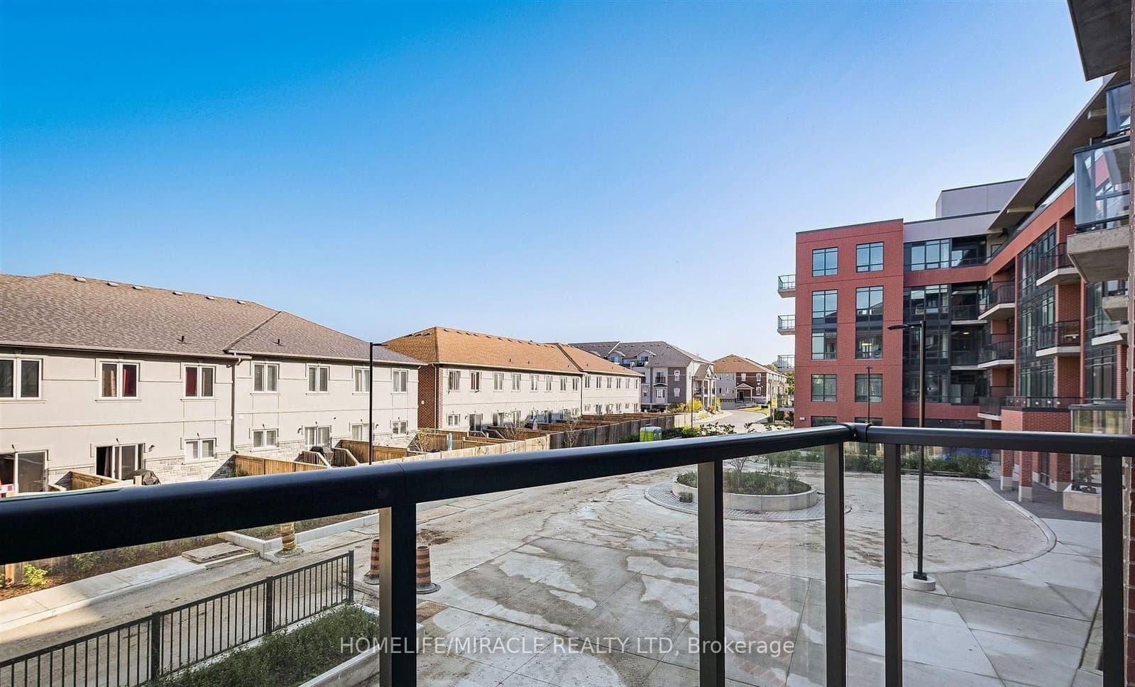 1010 Dundas Street E, Unit 220 thumbnail 15