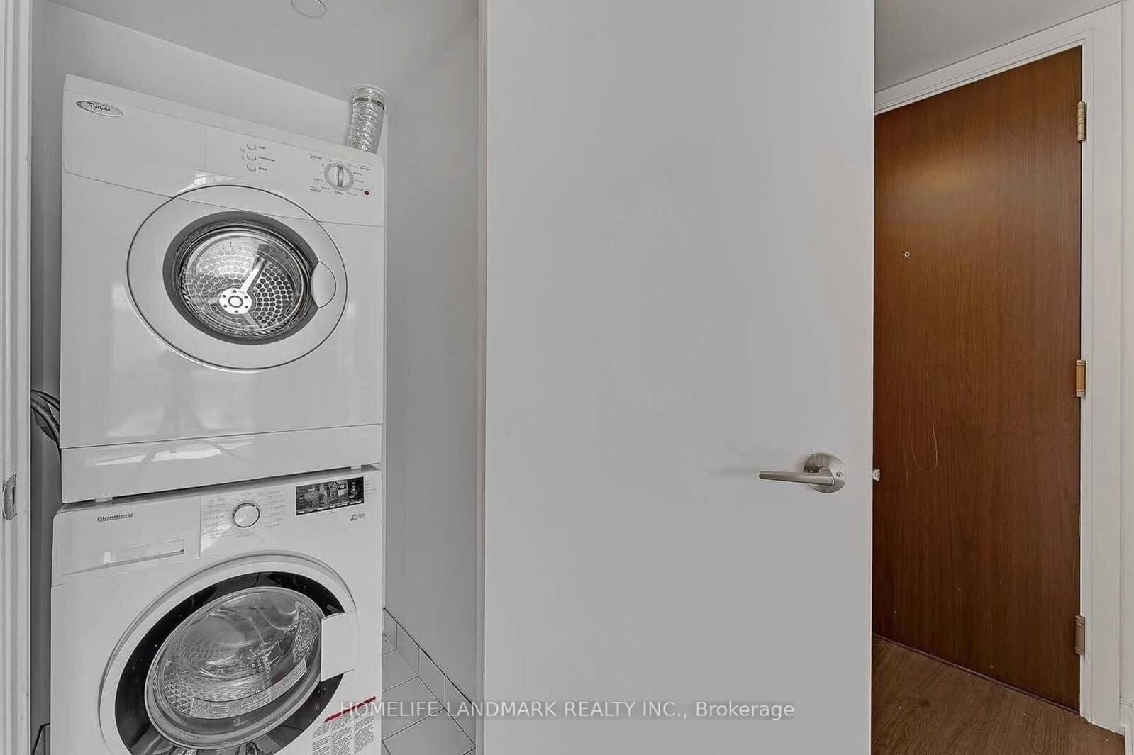 255 Village Green Square, Unit 503 thumbnail 11