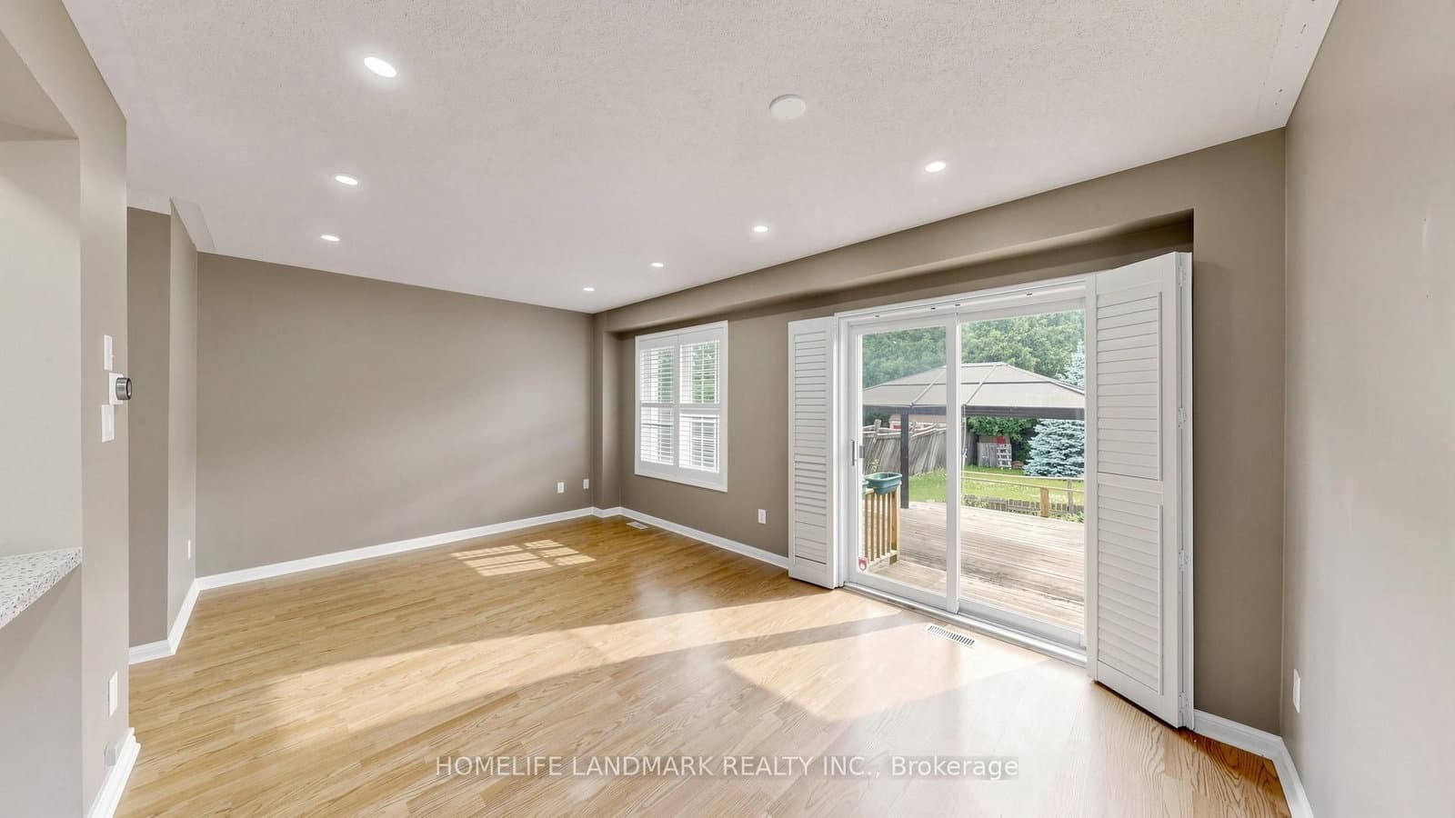 78 Bonello Crescent thumbnail 2