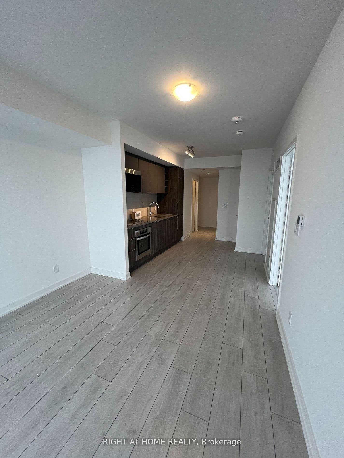 2033 Kennedy Road, Unit 3105 thumbnail 3