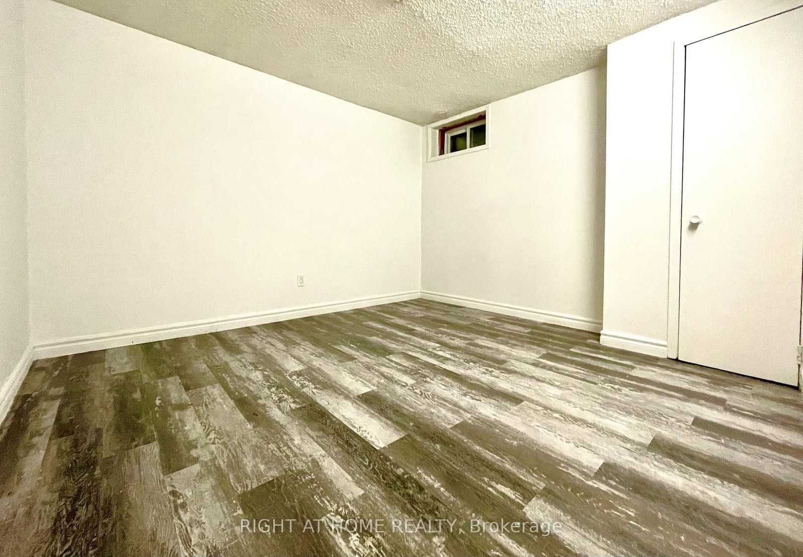 108 Littleleaf Drive, Unit B thumbnail 7
