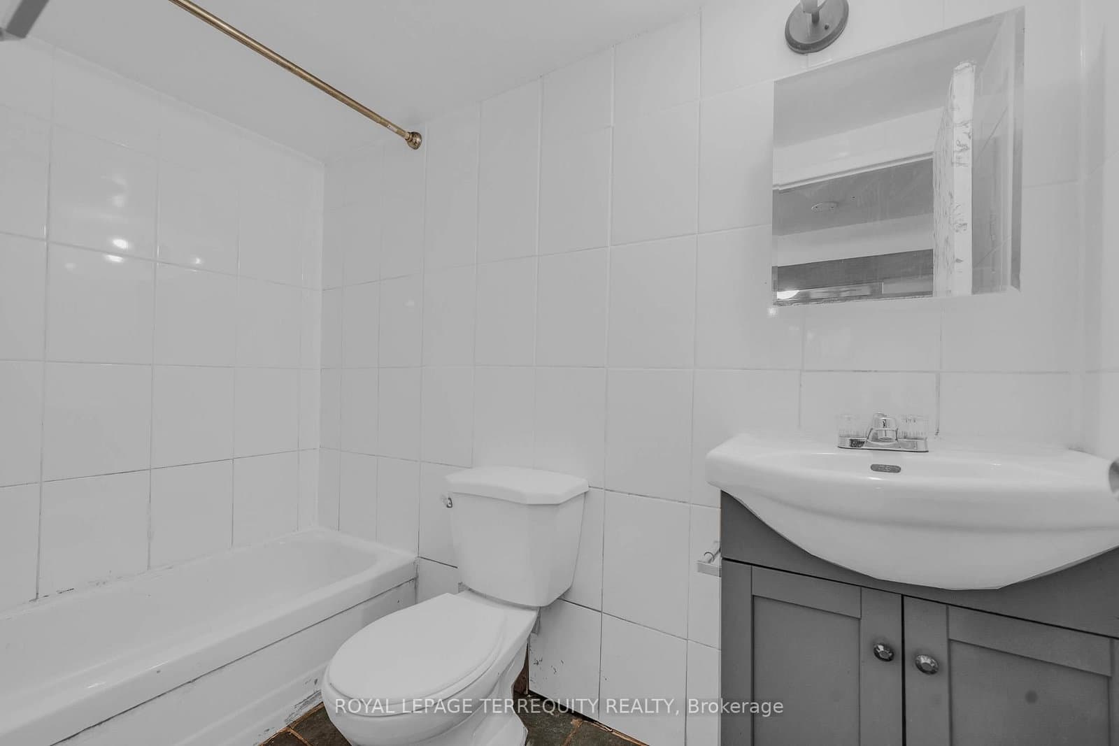 4 Harris Park Drive thumbnail 32