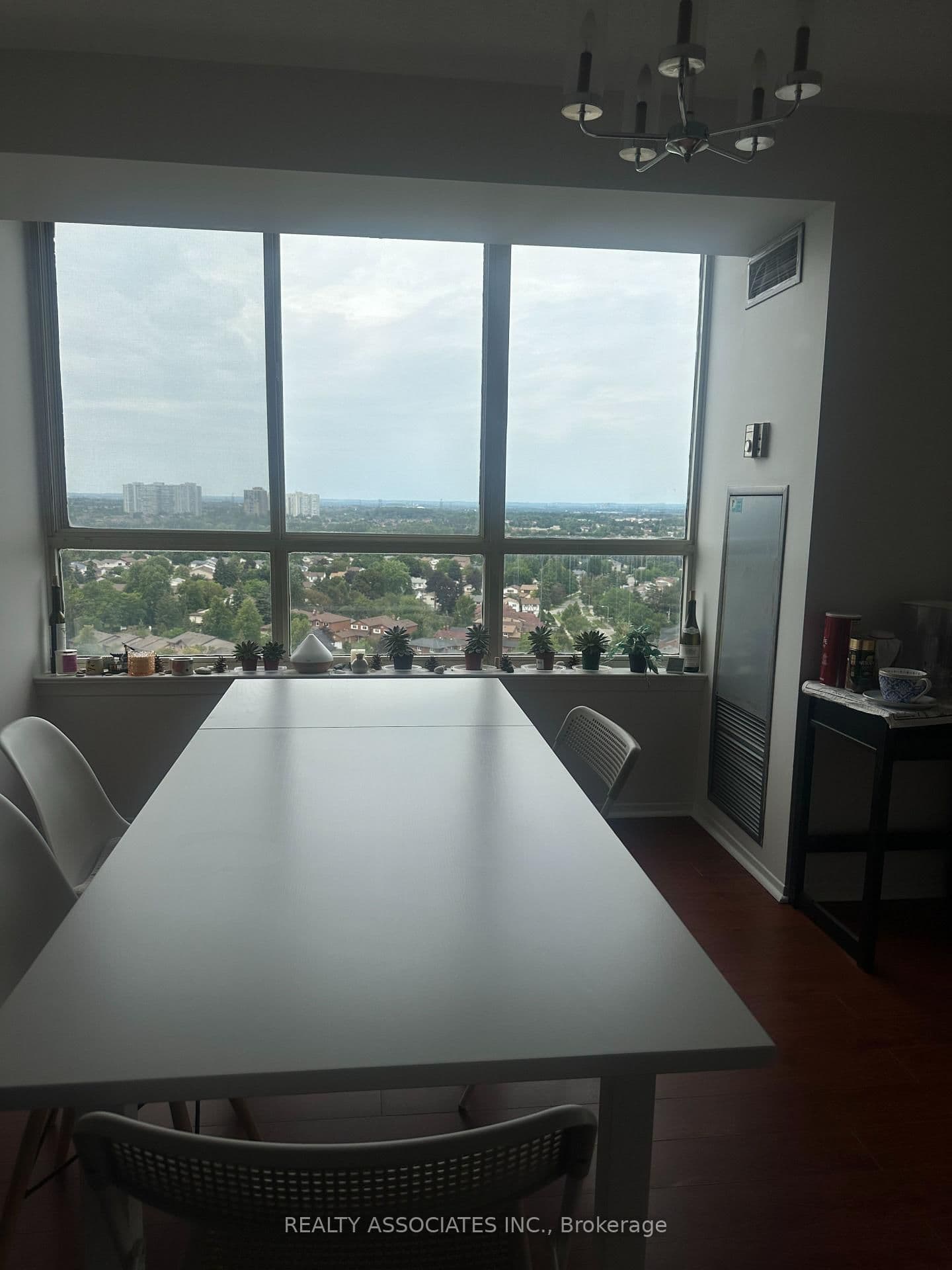 30 Thunder Grove, Unit 1711 thumbnail 9