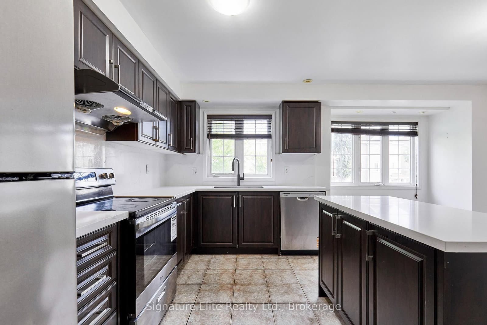 11 Etienne Street, Unit Upper thumbnail 8