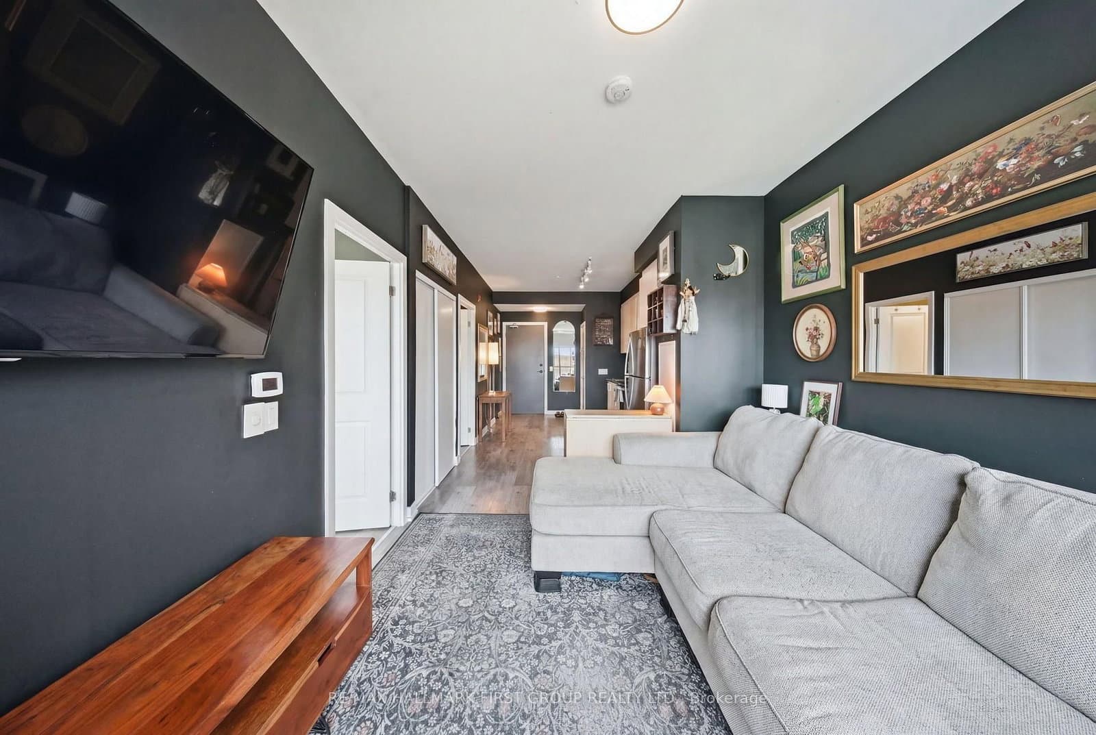 1010 Dundas St E Street, Unit 325 thumbnail 11