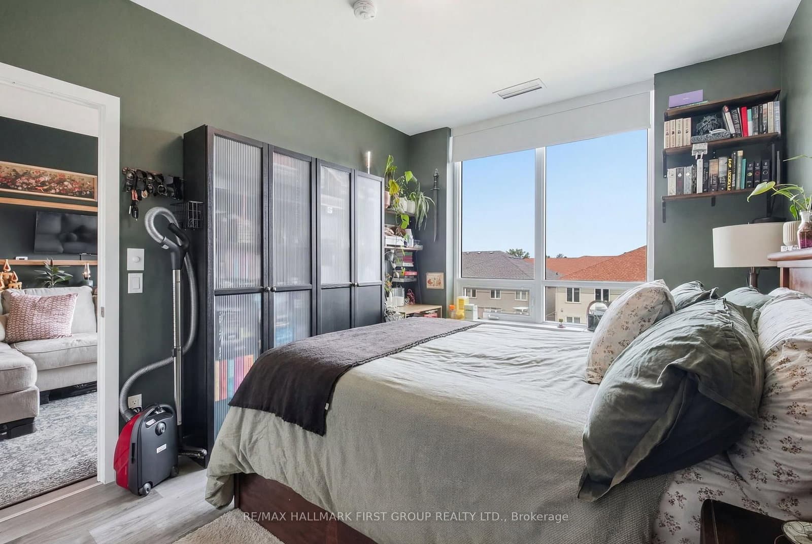 1010 Dundas St E Street, Unit 325 thumbnail 14