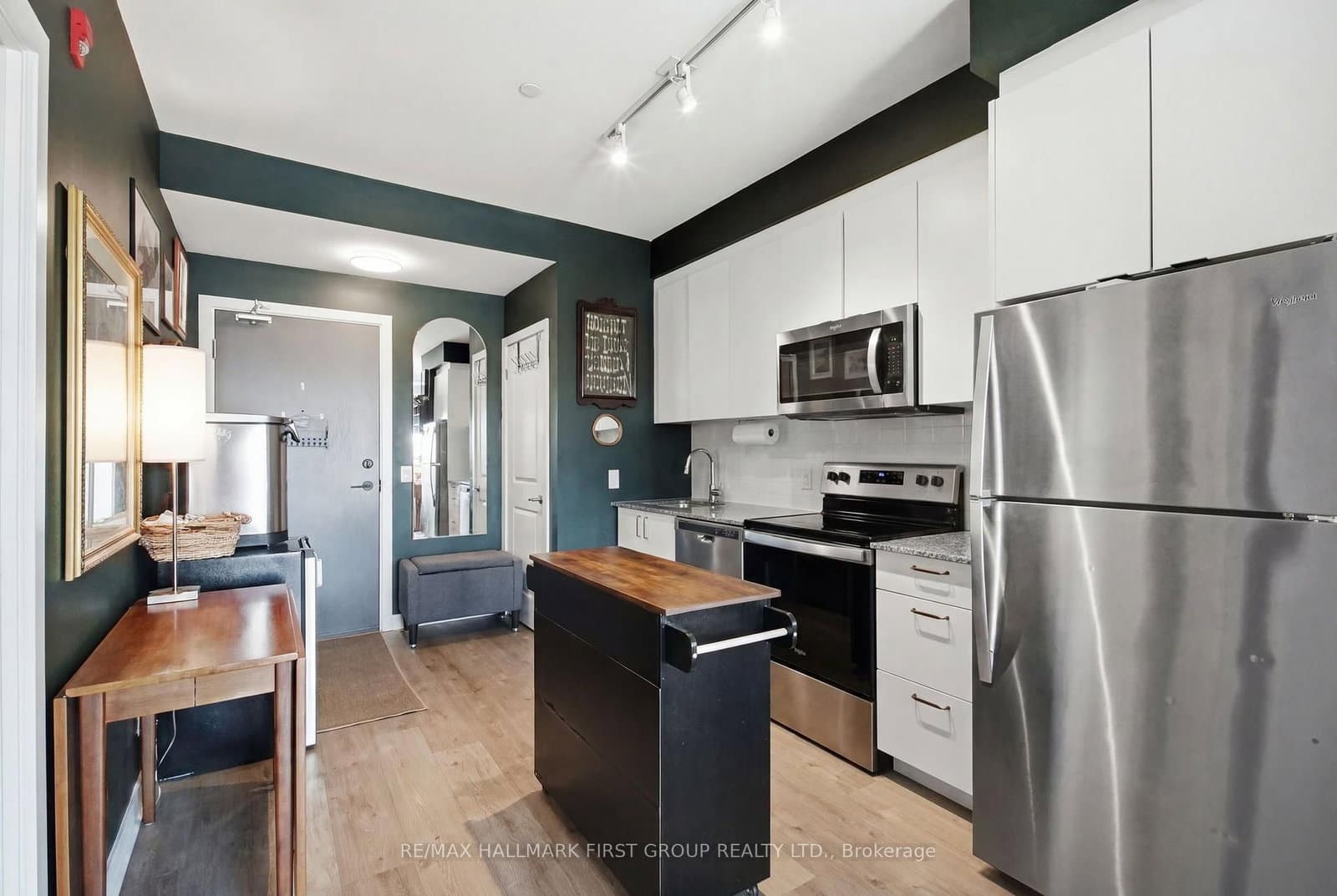 1010 Dundas St E Street, Unit 325 thumbnail 6