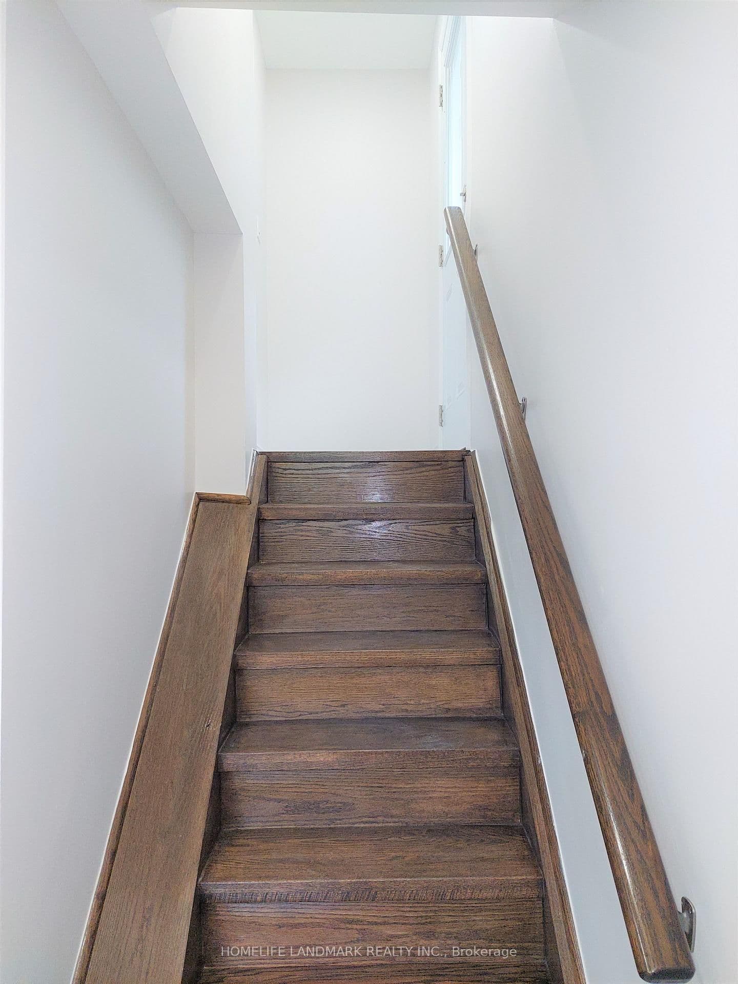 38 Mendip Crescent, Unit bsmt thumbnail 2