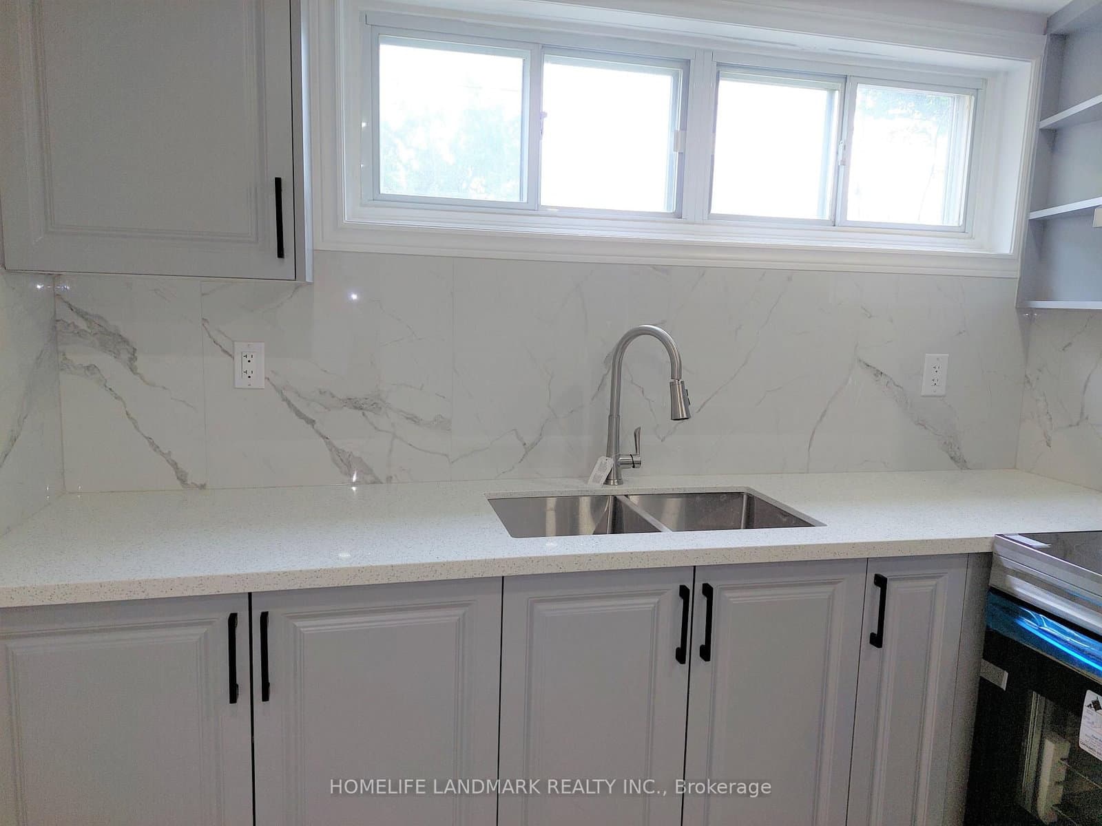 38 Mendip Crescent, Unit bsmt thumbnail 6