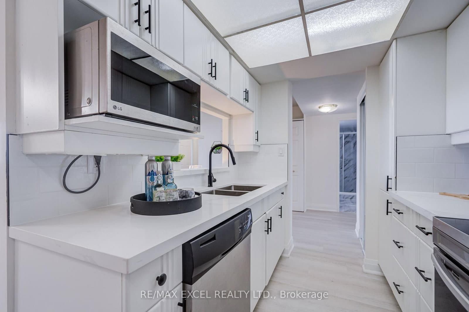 30 Thunder Grove, Unit 906 thumbnail 14