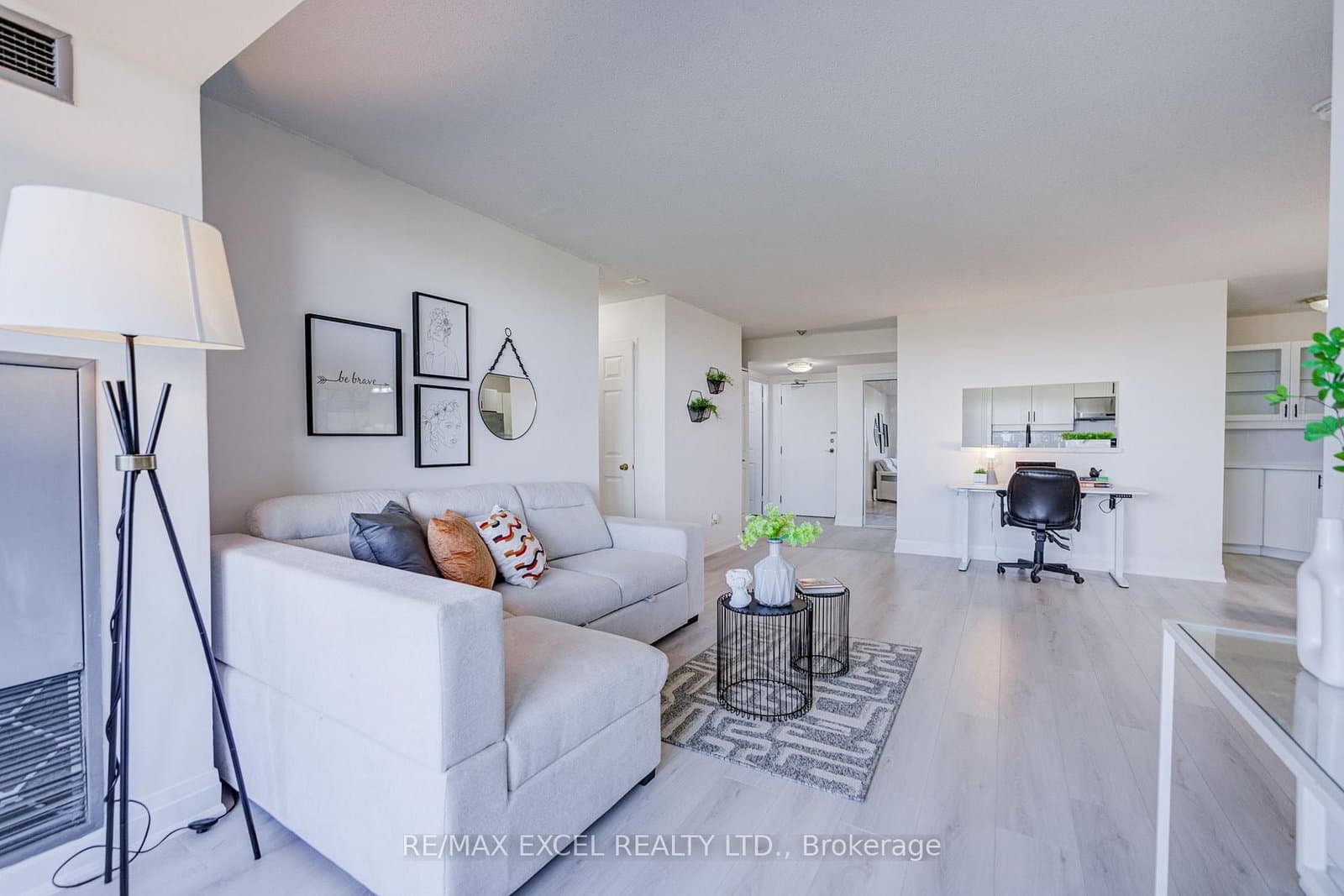 30 Thunder Grove, Unit 906 thumbnail 27